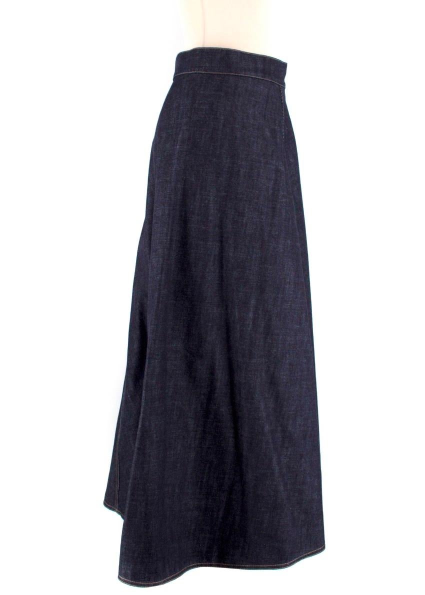 Christian Dior Blue Denim Maxi Skirt

-Blue denim maxi skirt
-Contrast stitching
-Back zip and hook and eye closure


Approx.
Measurements are taken laying flat, seam to seam. 

Length - 93cm
Waist - 37.5cm