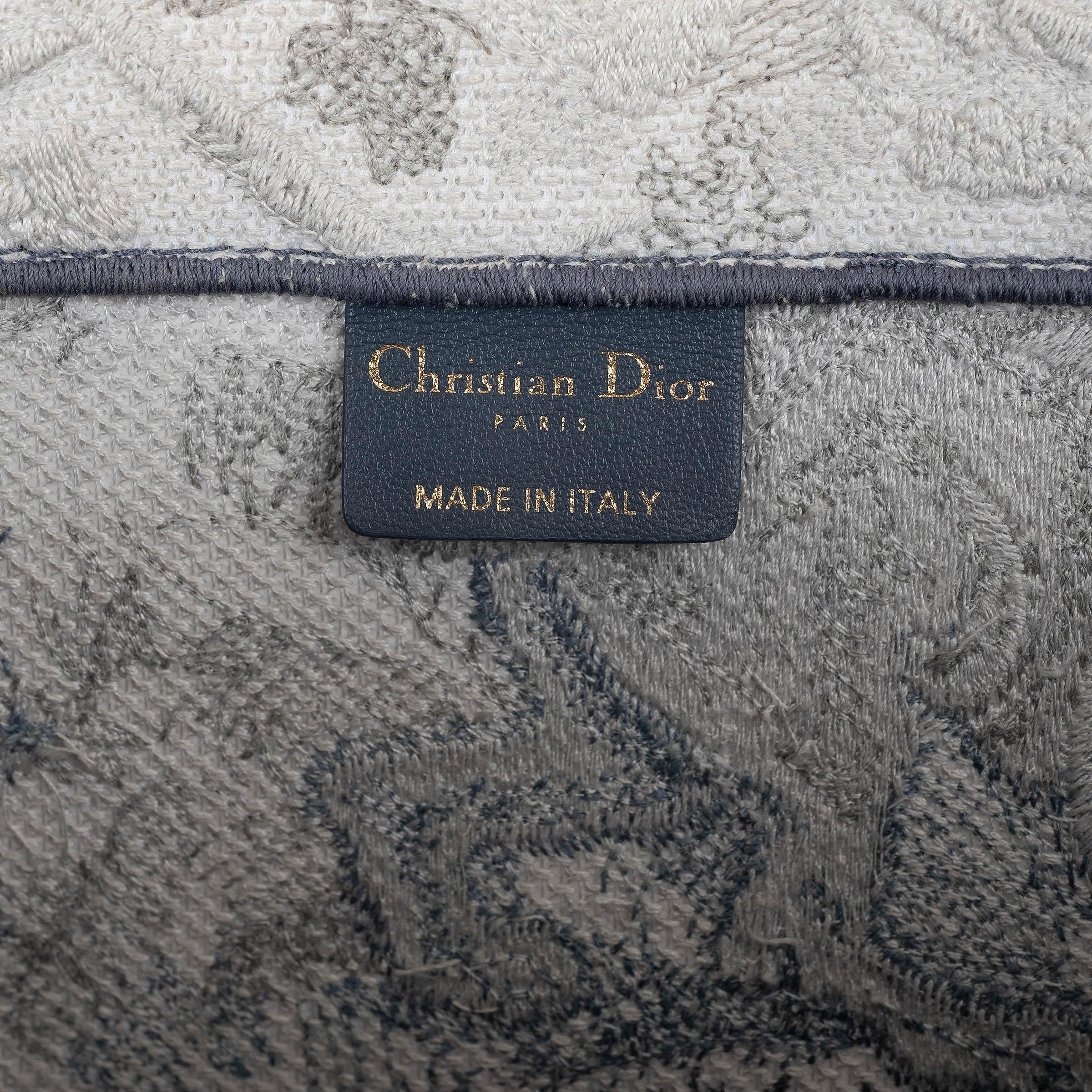 CHRISTIAN DIOR blue gradient Toile de Jouy 2021 LARGE BOOK TOTE Bag For Sale 3