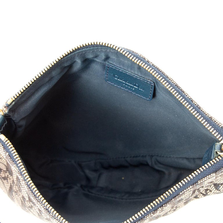 CHRISTIAN DIOR blue Oblique canvas MINI SADDLE Pochette Shoulder Bag at  1stDibs | dior saddle bag pochette, dior saddle pochette, dior mini saddle  pochette