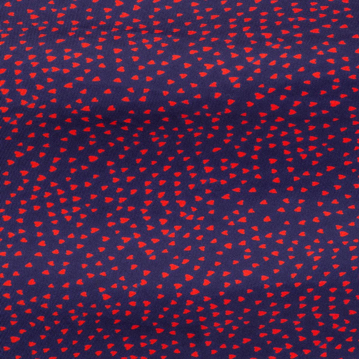 CHRISTIAN DIOR - Écharpe triangulaire en soie bleue et rouge à imprimé cœur Unisexe en vente