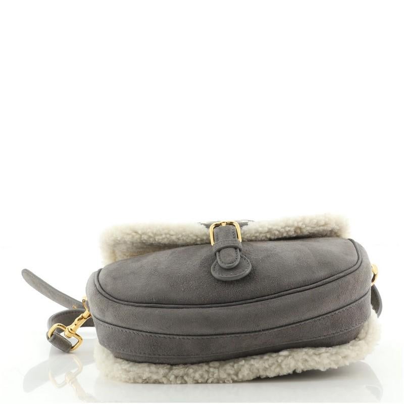 Christian Dior Sac à rabat Bobby Shearling Medium Bon état à NY, NY