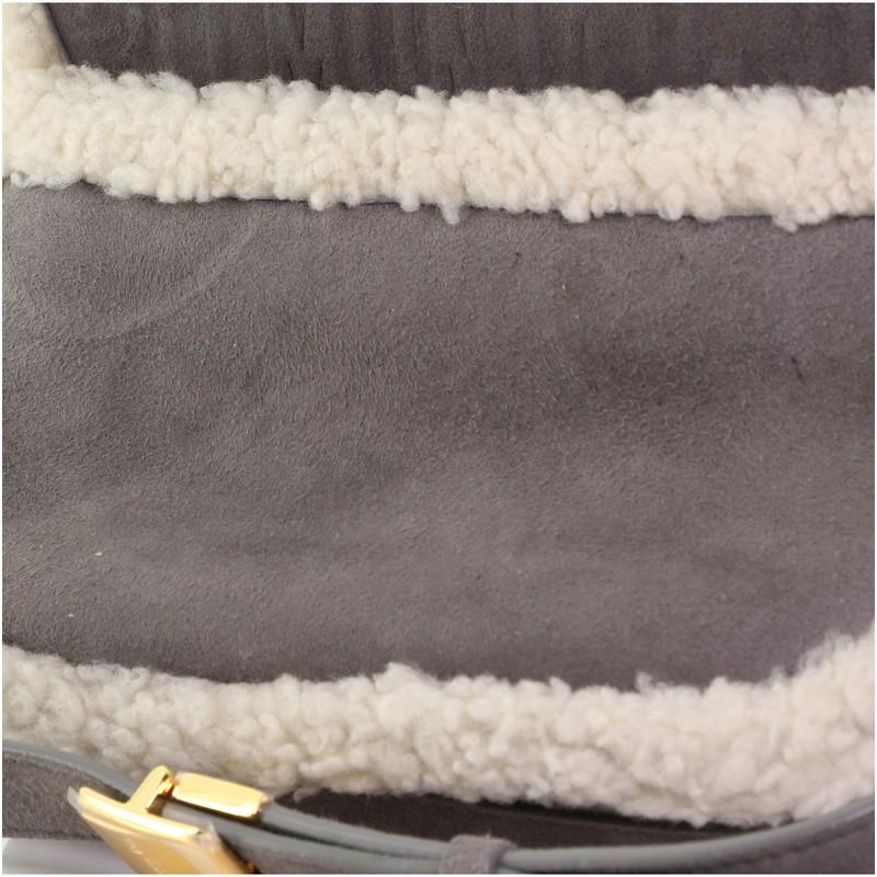  Christian Dior Sac à rabat Bobby Shearling Medium Unisexe 