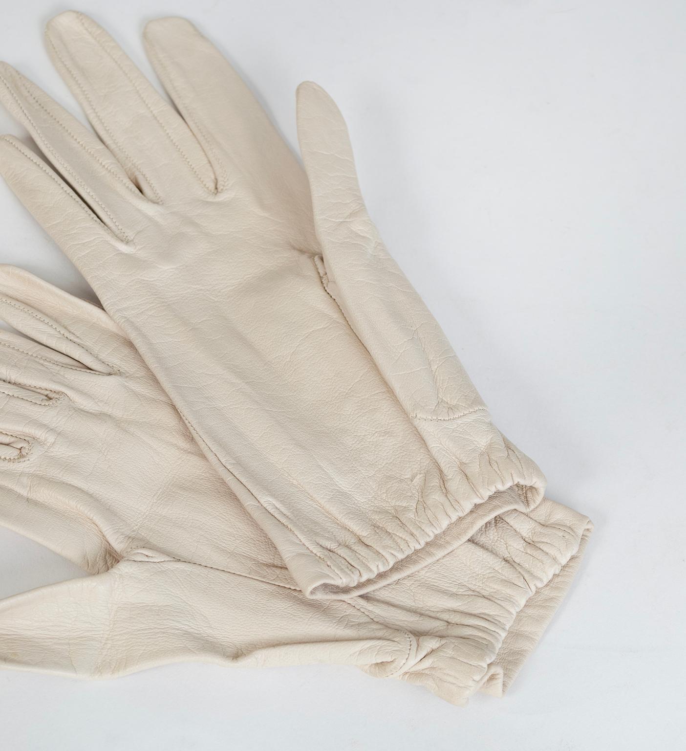 Christian Dior Gants de poignet de conduite ventilés en cuir de chevreau osseux - XS-S, 1950s Pour femmes en vente