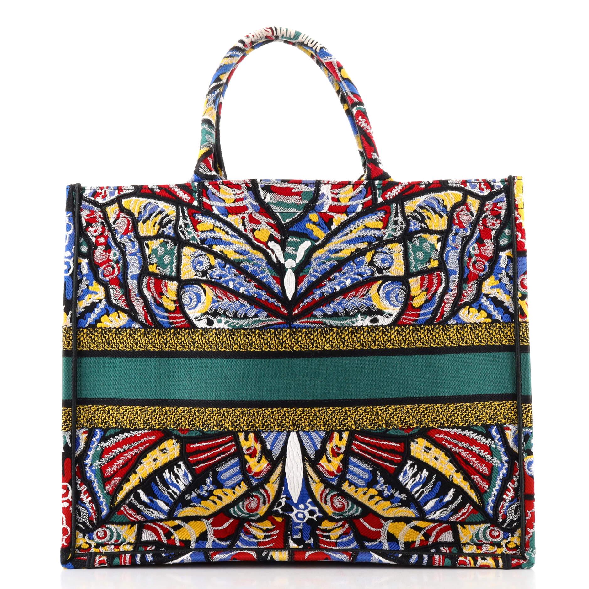Christian dior book tote personalized online