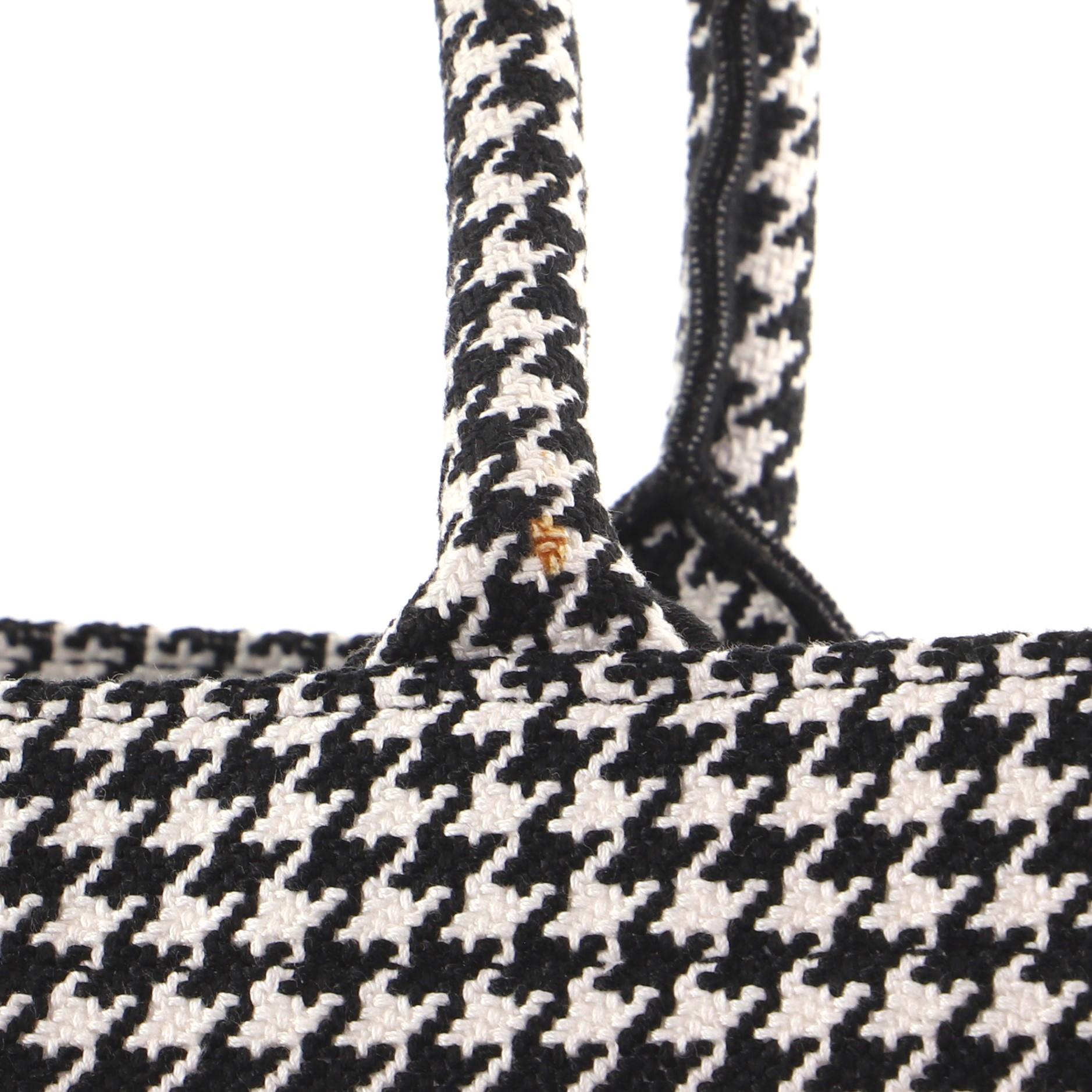 Christian Dior Buchtasche mit Hahnentrittmuster aus Segeltuch für Damen oder Herren