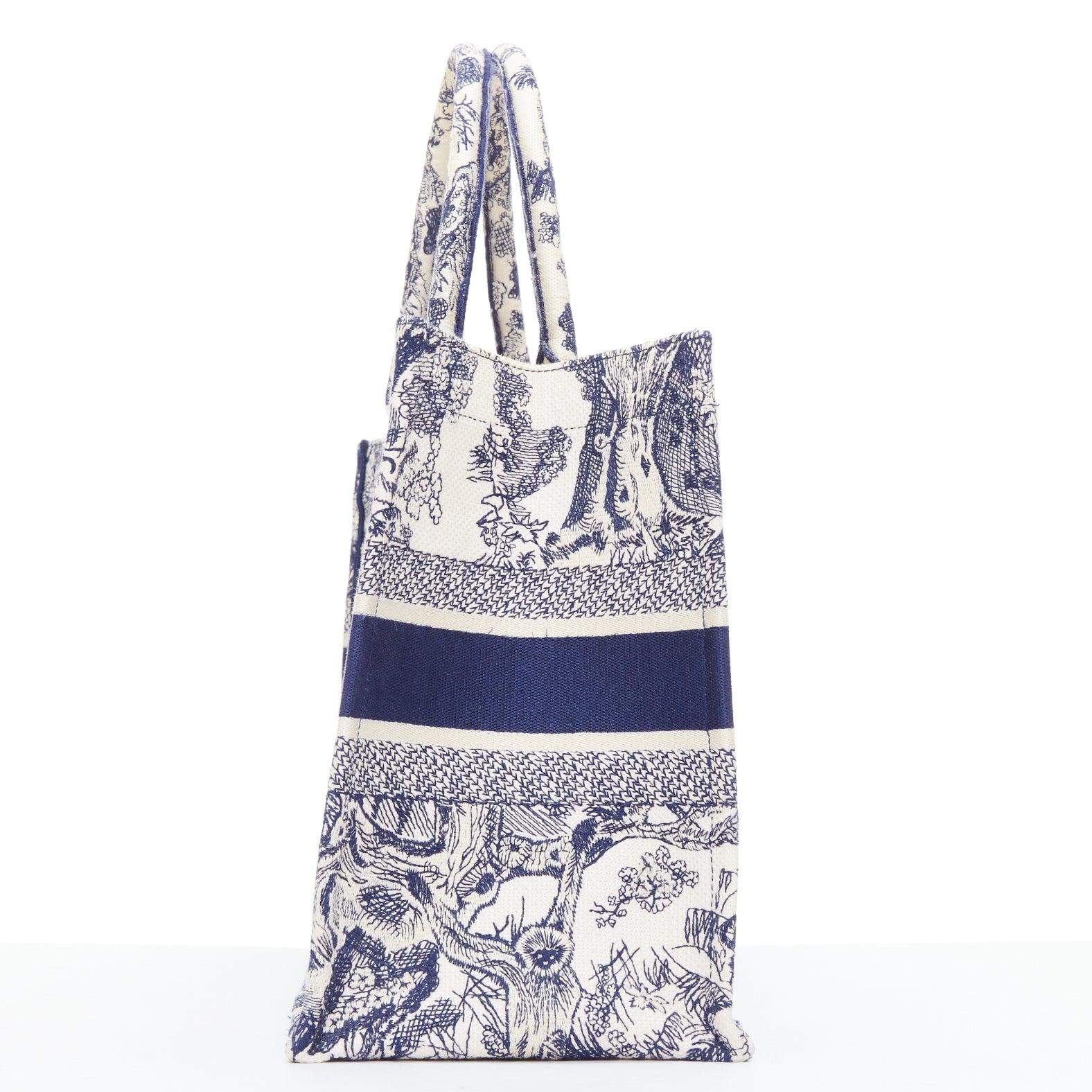 CHRISTIAN DIOR Book Tote navy cream Toile de Jouy canvas bag In Excellent Condition For Sale In Hong Kong, NT
