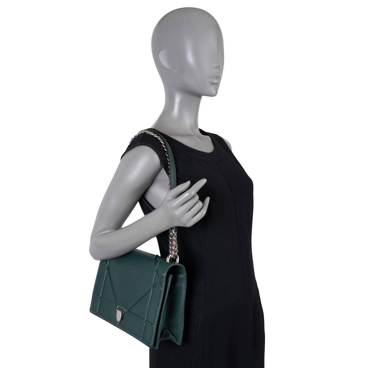 CHRISTIAN DIOR bottle green leather DIORAMA LARGE Shoulder Bag For Sale 7