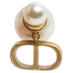 Christian Dior Boucle Mono Icone Tribale Goldener CD Icon-Ohrstecker, einzelner Ohrstecker