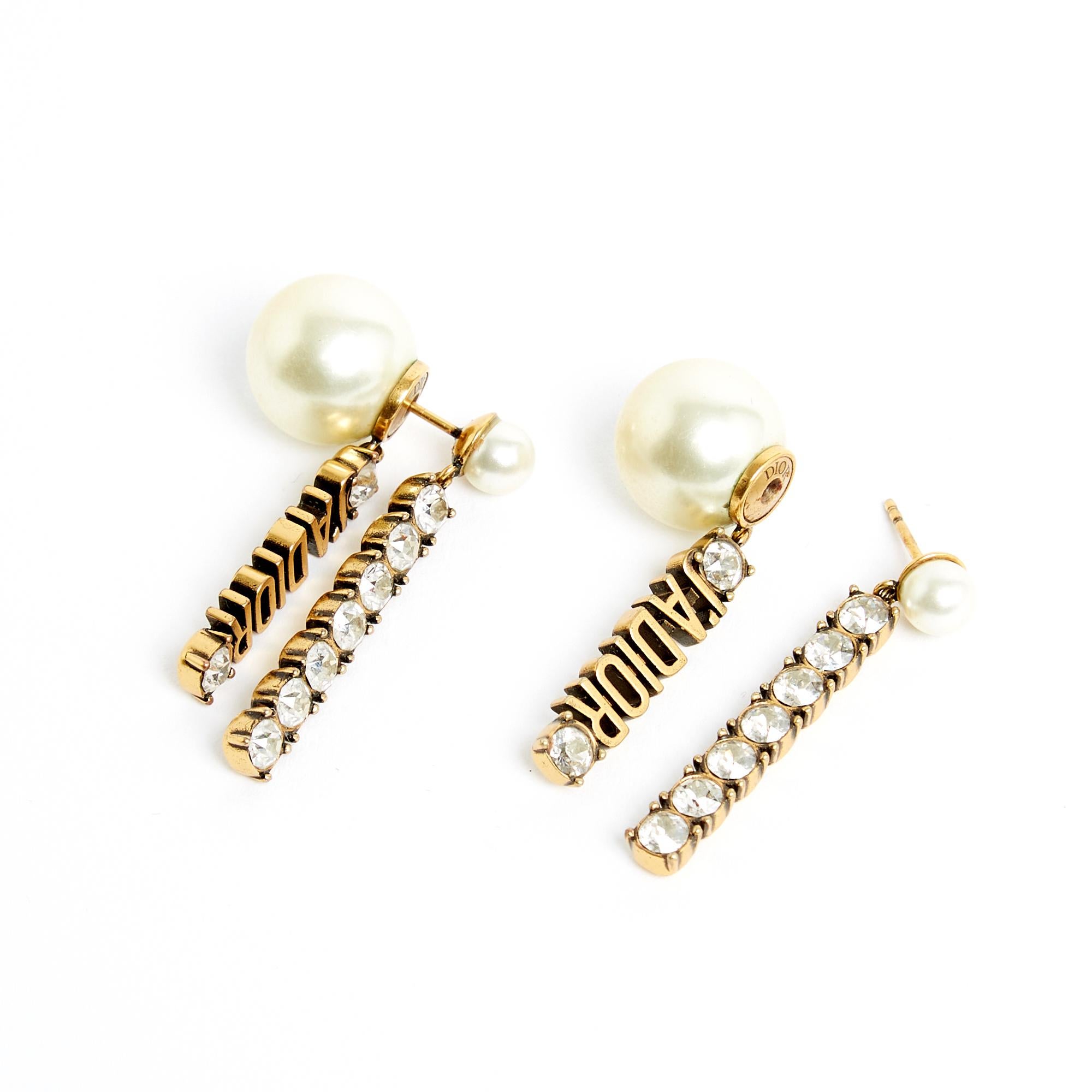 Christian Dior Boucles d'Oreille Tribales J Adior Golden Earrings Pearls Studs In Excellent Condition For Sale In PARIS, FR