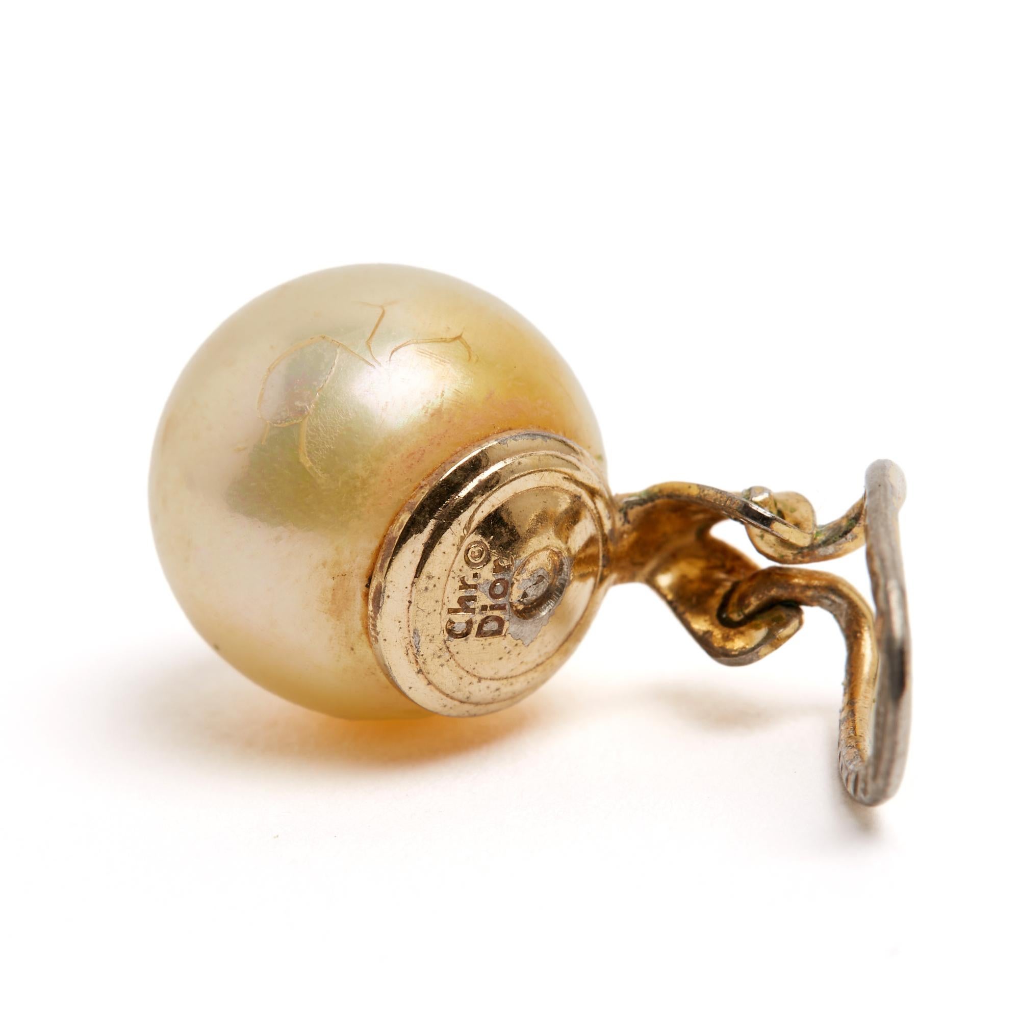Femenino o masculino Christian Dior Boucles Oreille Clips Perles Años 80  Pendientes de perlas de fantasía en venta