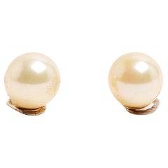 Christian Dior Boucles Oreille Clips Perles 1980  Boucles d
oreilles à clip en perles fantaisie