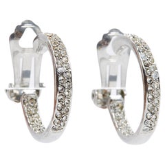Christian Dior Boucles Oreille Creoles Strass CD Orecchini in metallo con clip su cerchi