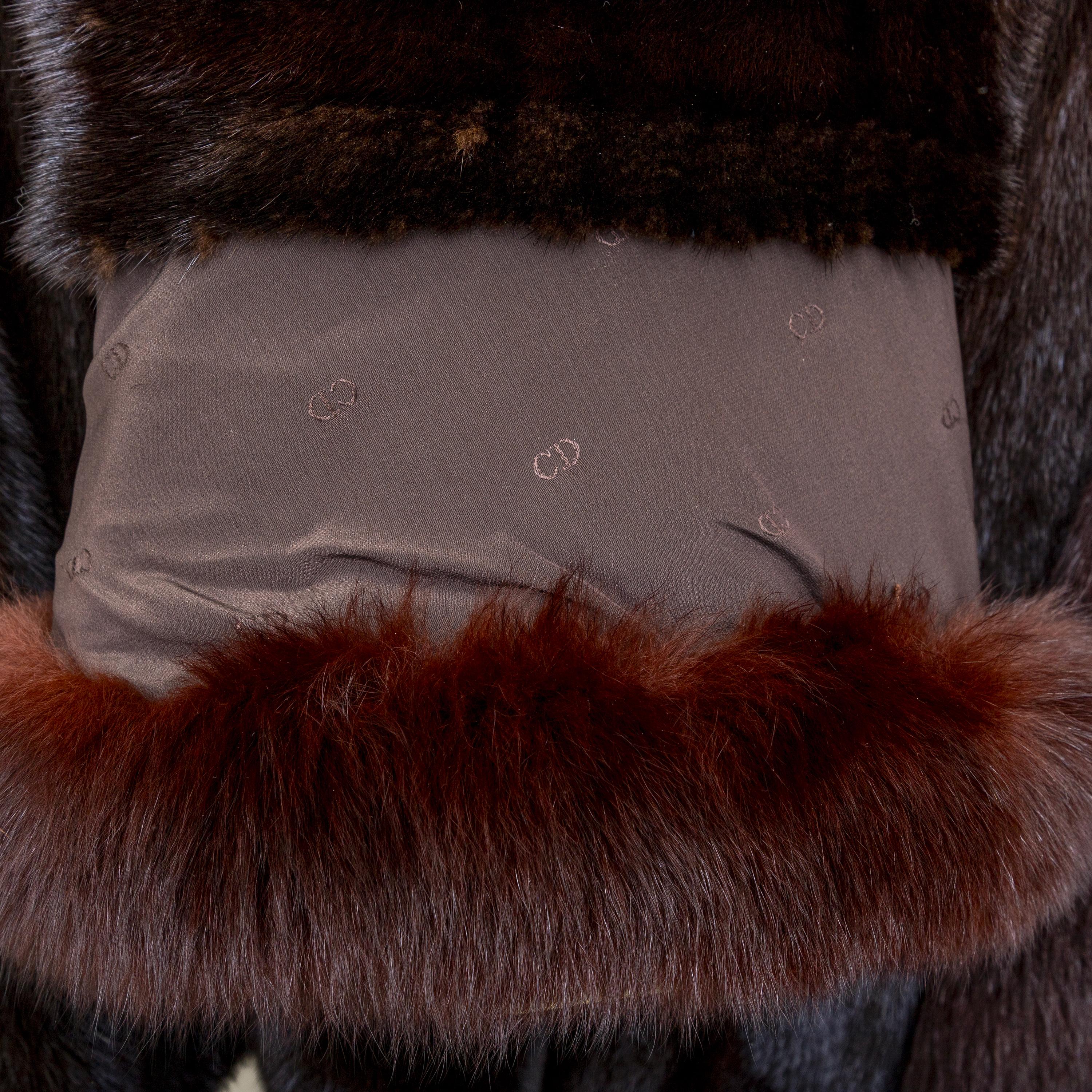 Christian Dior Boutique Fourrure Fur Coat For Sale 4