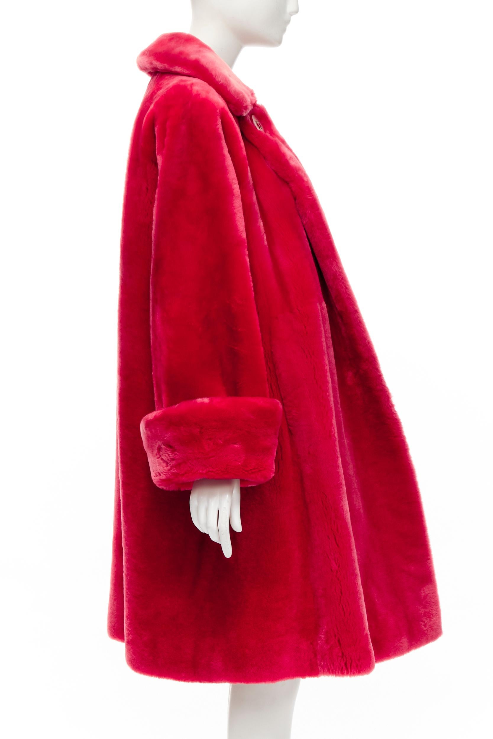 Women's CHRISTIAN DIOR BOUTIQUE FOURRURE Vintage red faux fur swing mouton court coat For Sale