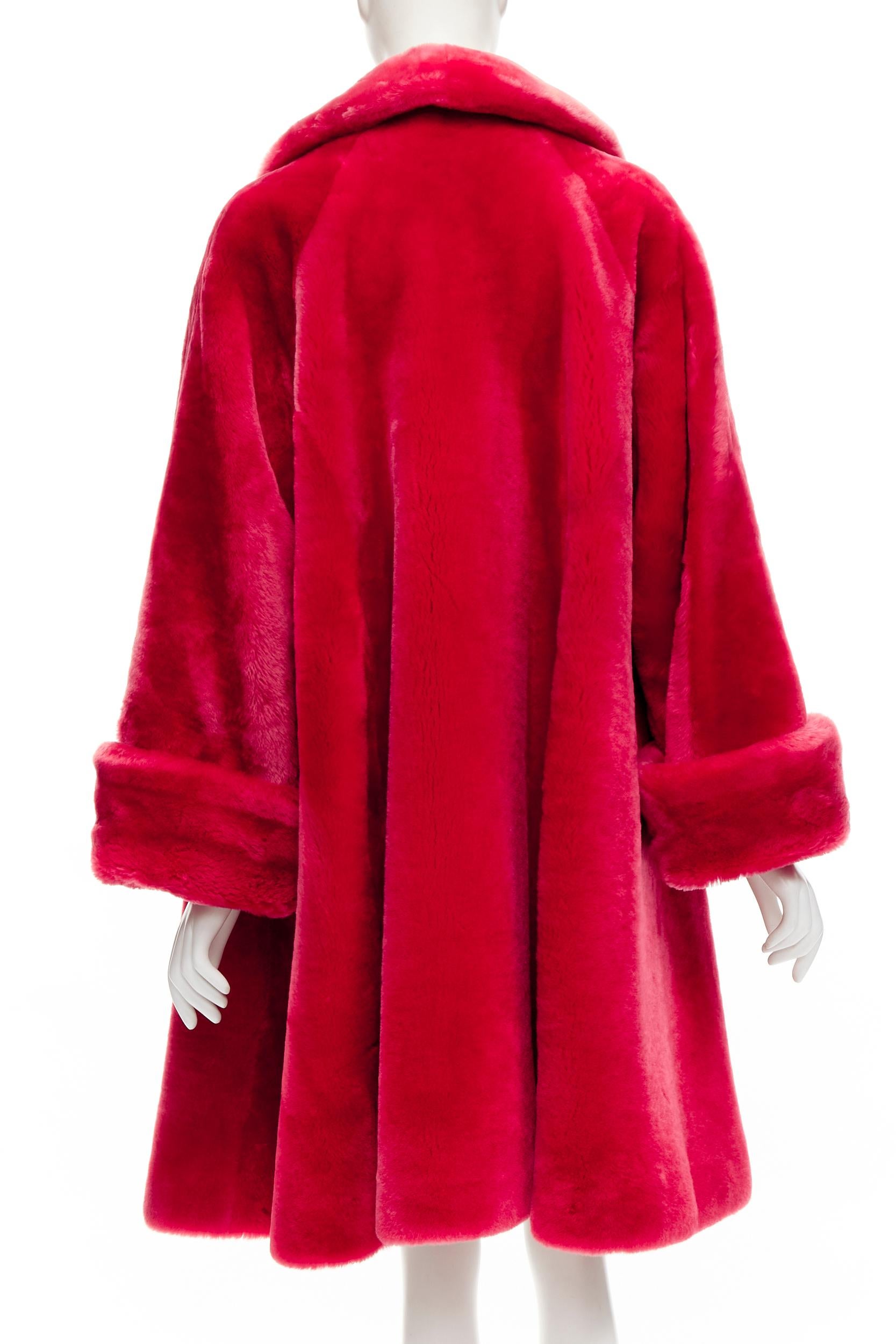 CHRISTIAN DIOR BOUTIQUE FOURRURE Vintage red faux fur swing mouton court coat For Sale 1