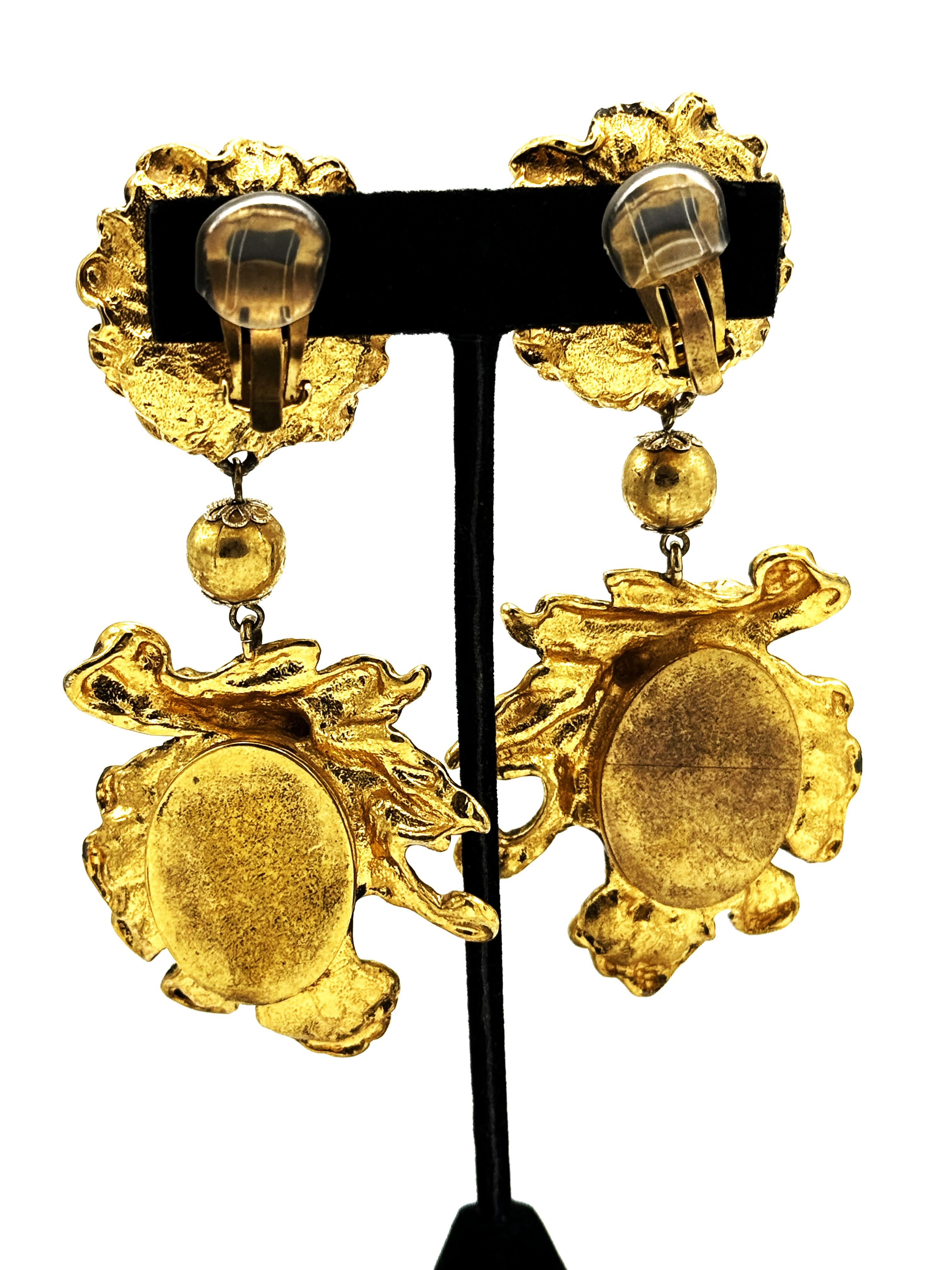 CHRISTIAN DIOR BOUTIQUE PARIS, clip-on earring, metal dore en vente 8