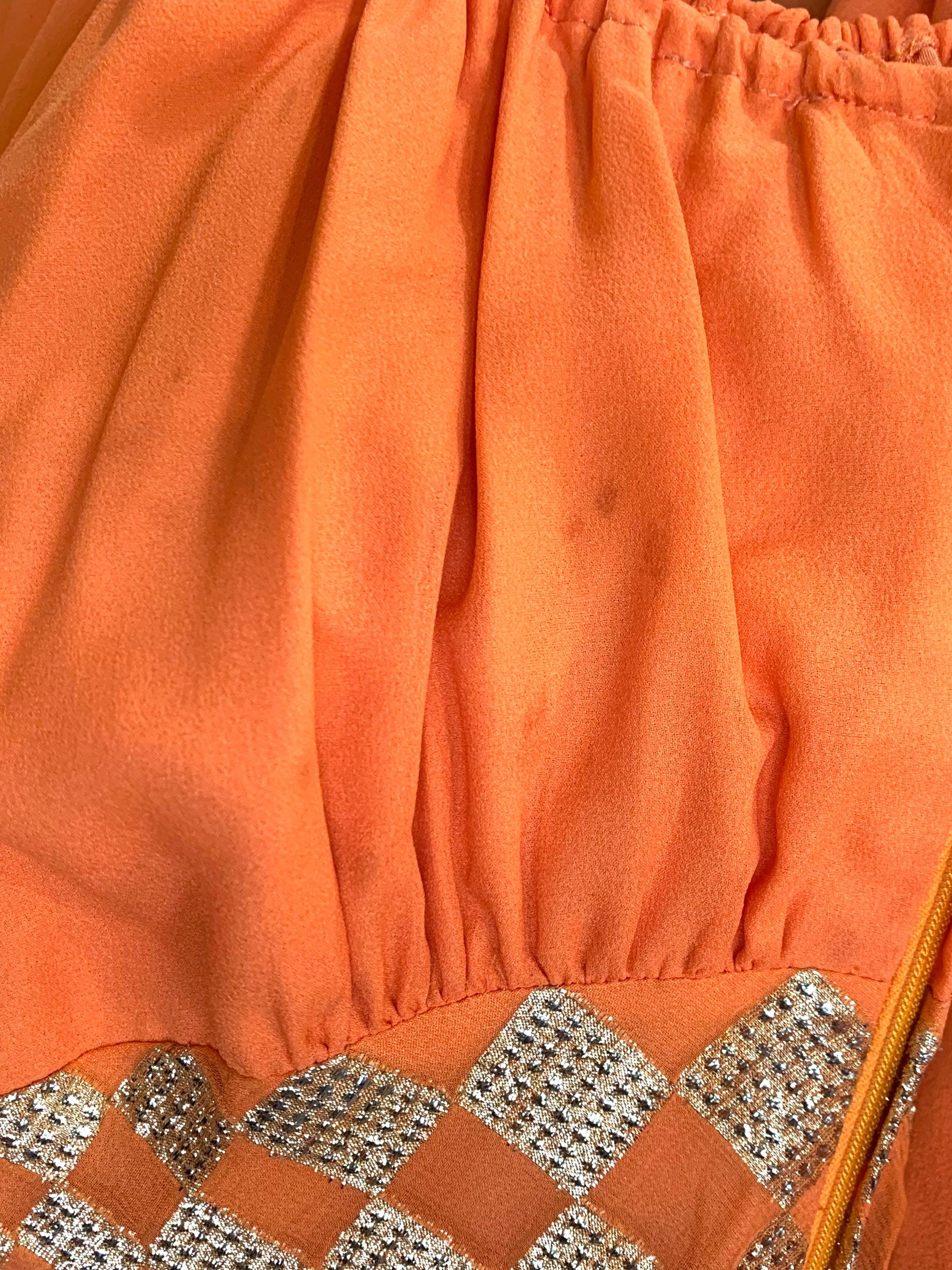 Arancia Christian Dior Boutique P/E Abito bohémien in lamé arancione e oro, 1968 in vendita