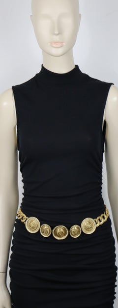 CHRISTIAN DIOR BOUTIQUE Vintage Chunky Medallion Crest Chain Belt Necklace