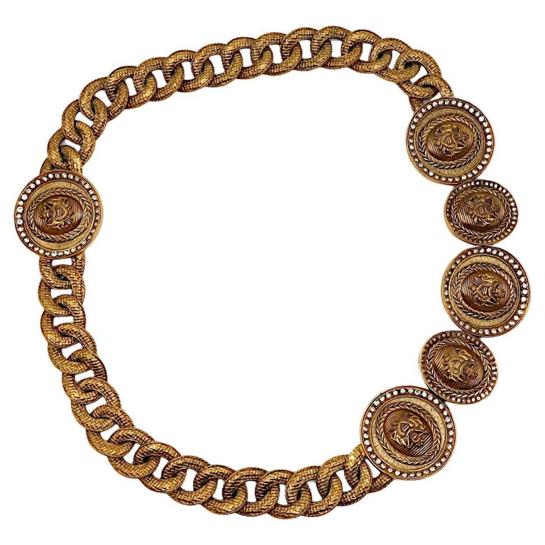 CHRISTIAN DIOR BOUTIQUE Vintage Chunky Medallion Crest Chain  display picture 2