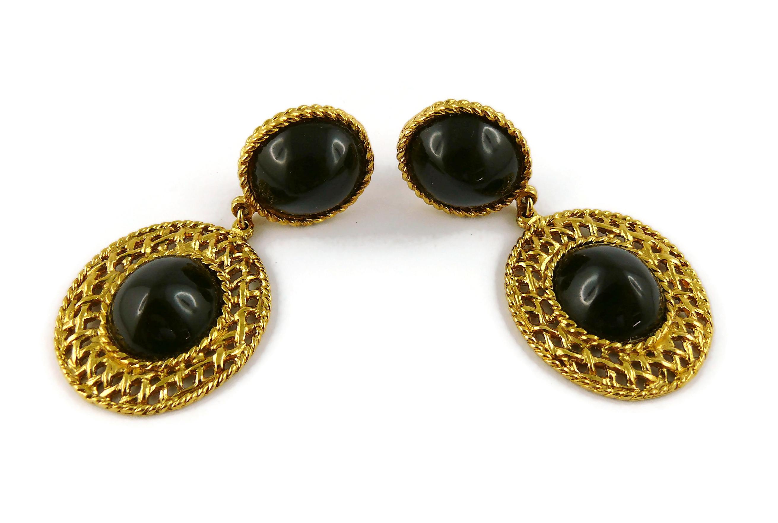 CHRISTIAN DIOR Boutique Vintage Gold Tone Canework Design Dangling Earrings For Sale 1