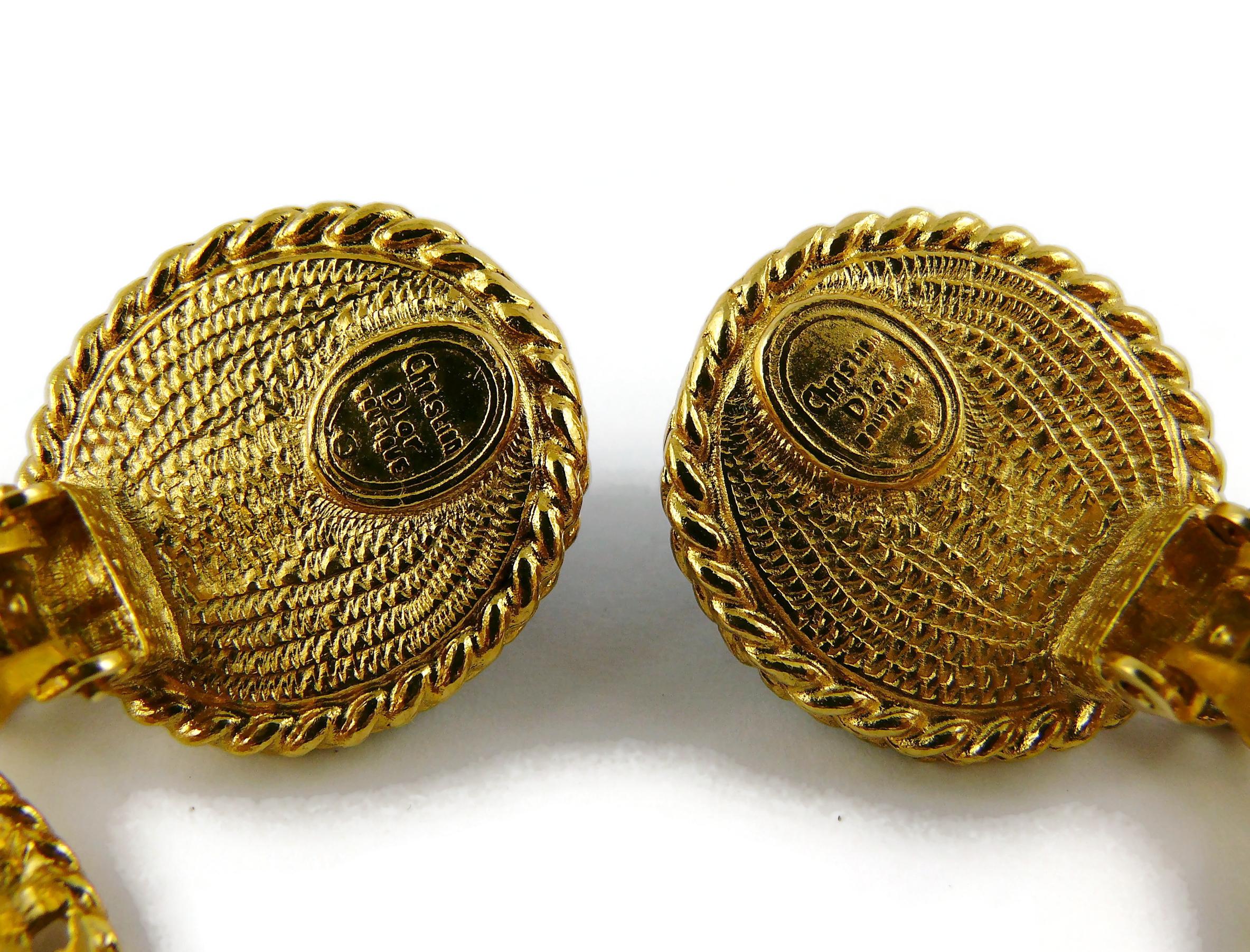 CHRISTIAN DIOR Boutique Vintage Gold Tone Canework Design Dangling Earrings For Sale 5