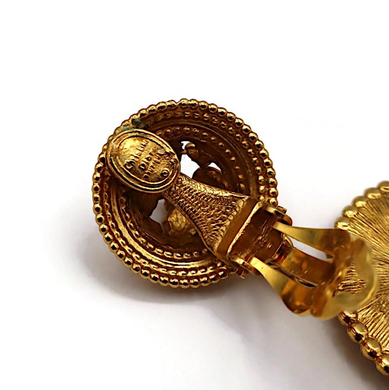 CHRISTIAN DIOR Boutique Vintage Gold Tone Logo CD Dangling