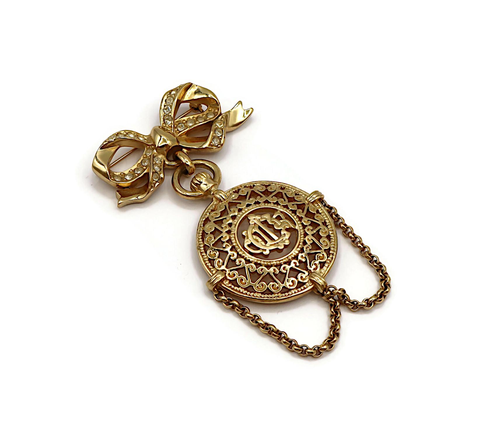 CHRISTIAN DIOR BOUTIQUE Vintage Gold Tone Pocket Watch Design Dangle Brooch In Excellent Condition For Sale In Nice, FR