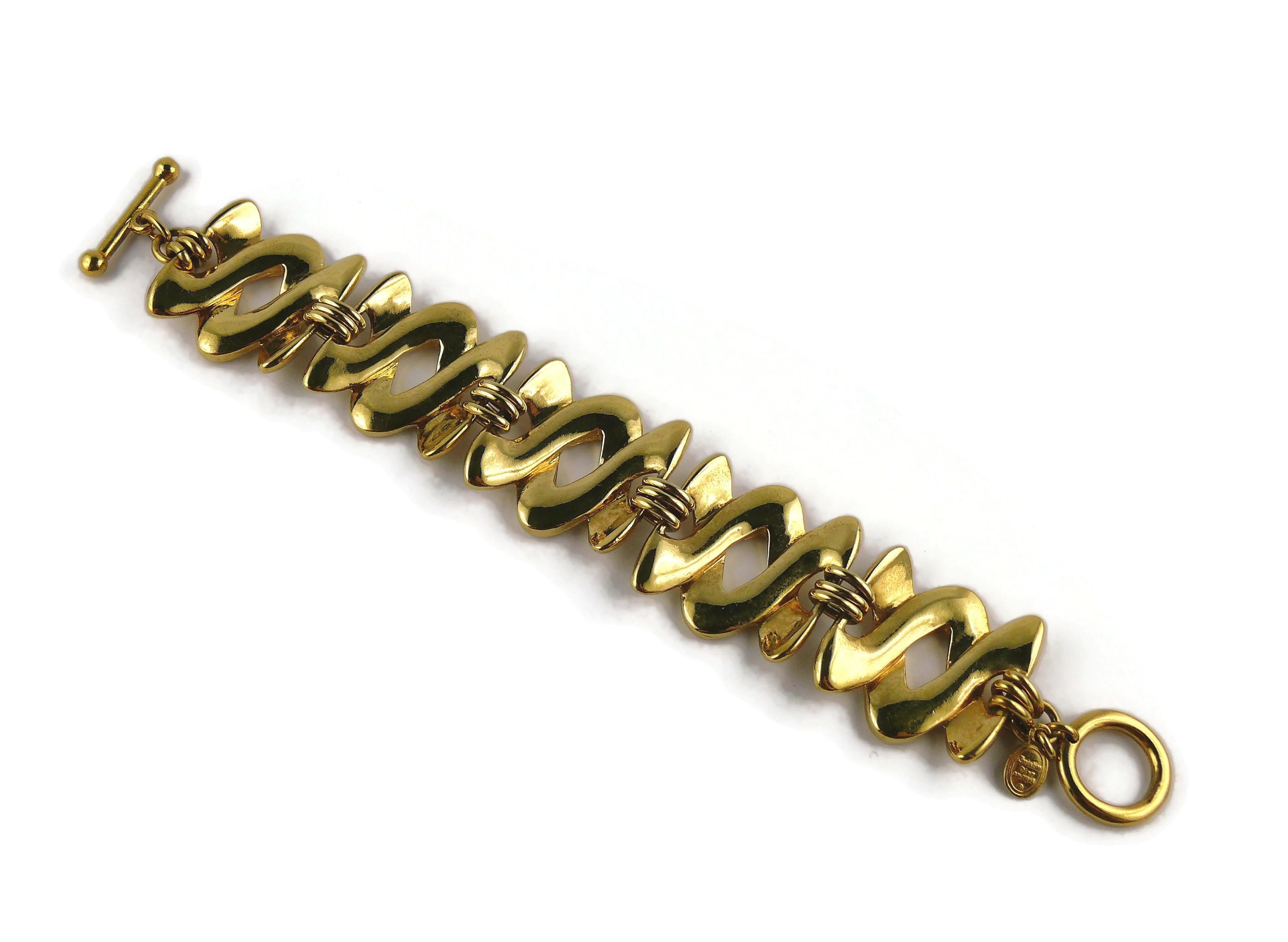Christian Dior Boutique Vintage Gold Toned Link Bracelet For Sale 6