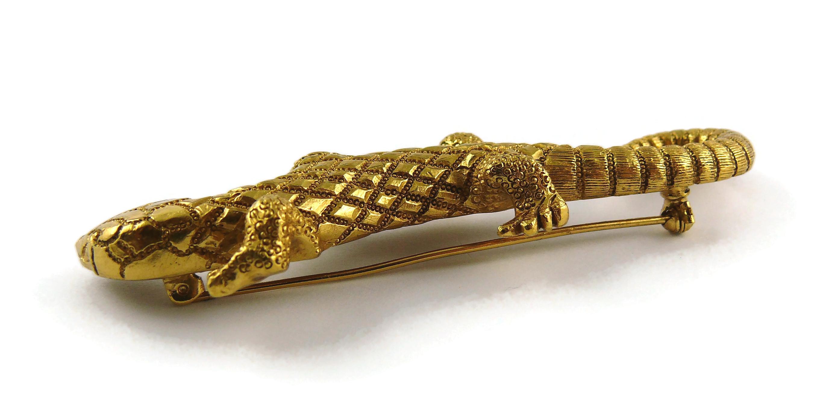 Christian Dior Boutique Vintage Gold Toned Lizard Brooch 1