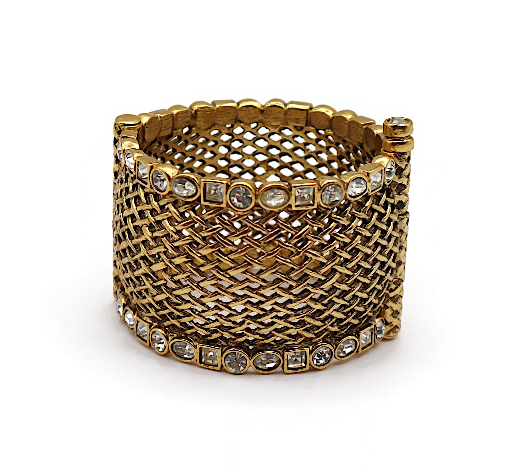 CHRISTIAN DIOR Boutique Bracciale Jewell d'epoca in tonalità oro a reticolo in vendita 1