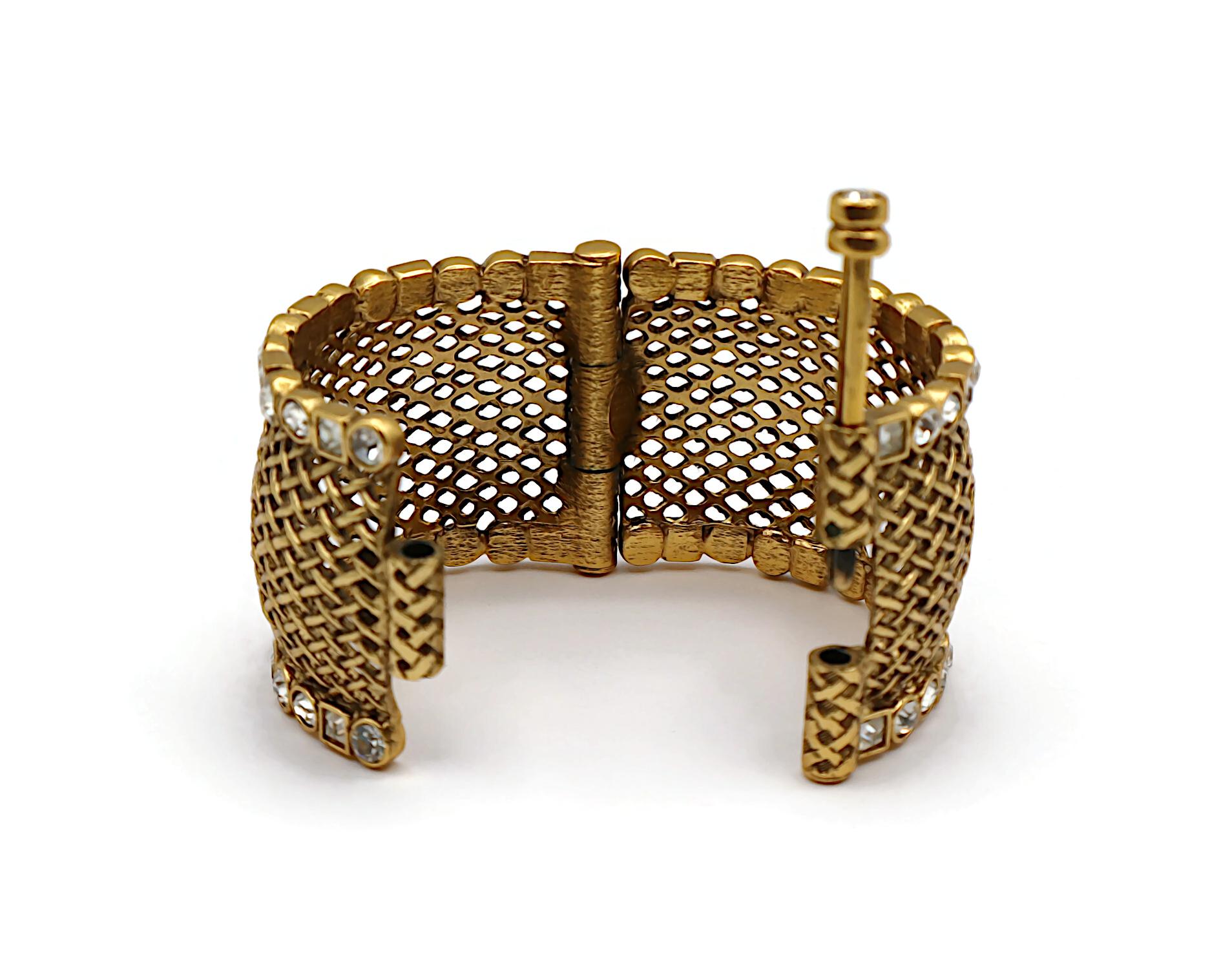 CHRISTIAN DIOR Boutique Bracciale Jewell d'epoca in tonalità oro a reticolo in vendita 5