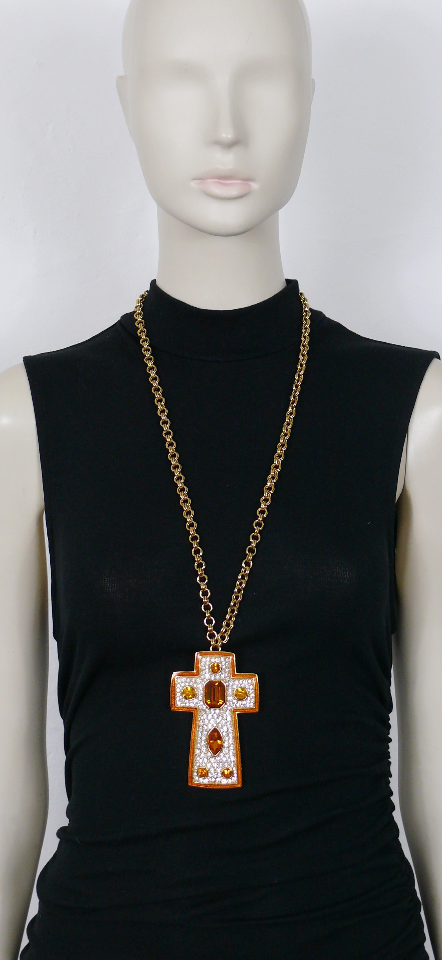 Christian Dior Boutique Vintage Massive Jewelled Cross Brooch Pendant In Good Condition For Sale In Nice, FR