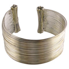 Christian Dior Boutique Vintage Silberfarben getöntes Draht-Manschettenarmband