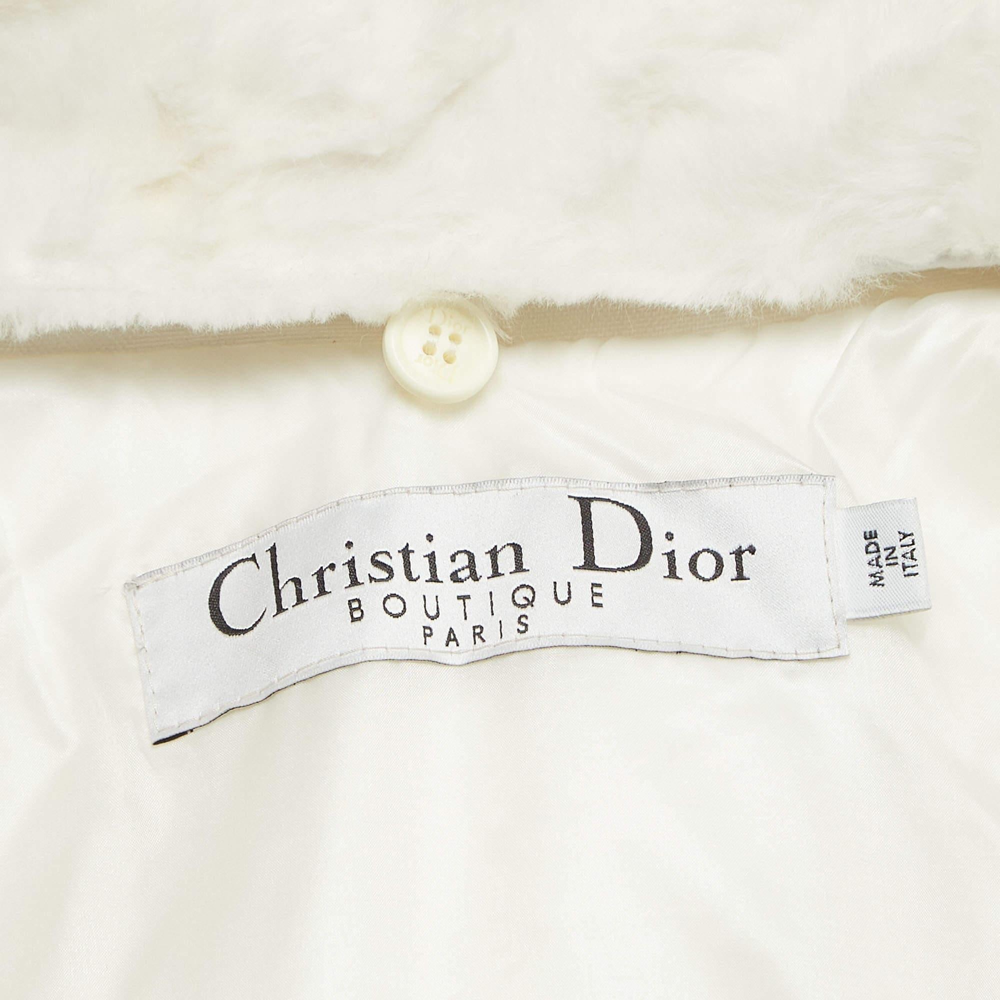 Christian Dior Boutique White Nylon and Detachable Fur Puffer Jacket M In Good Condition For Sale In Dubai, Al Qouz 2
