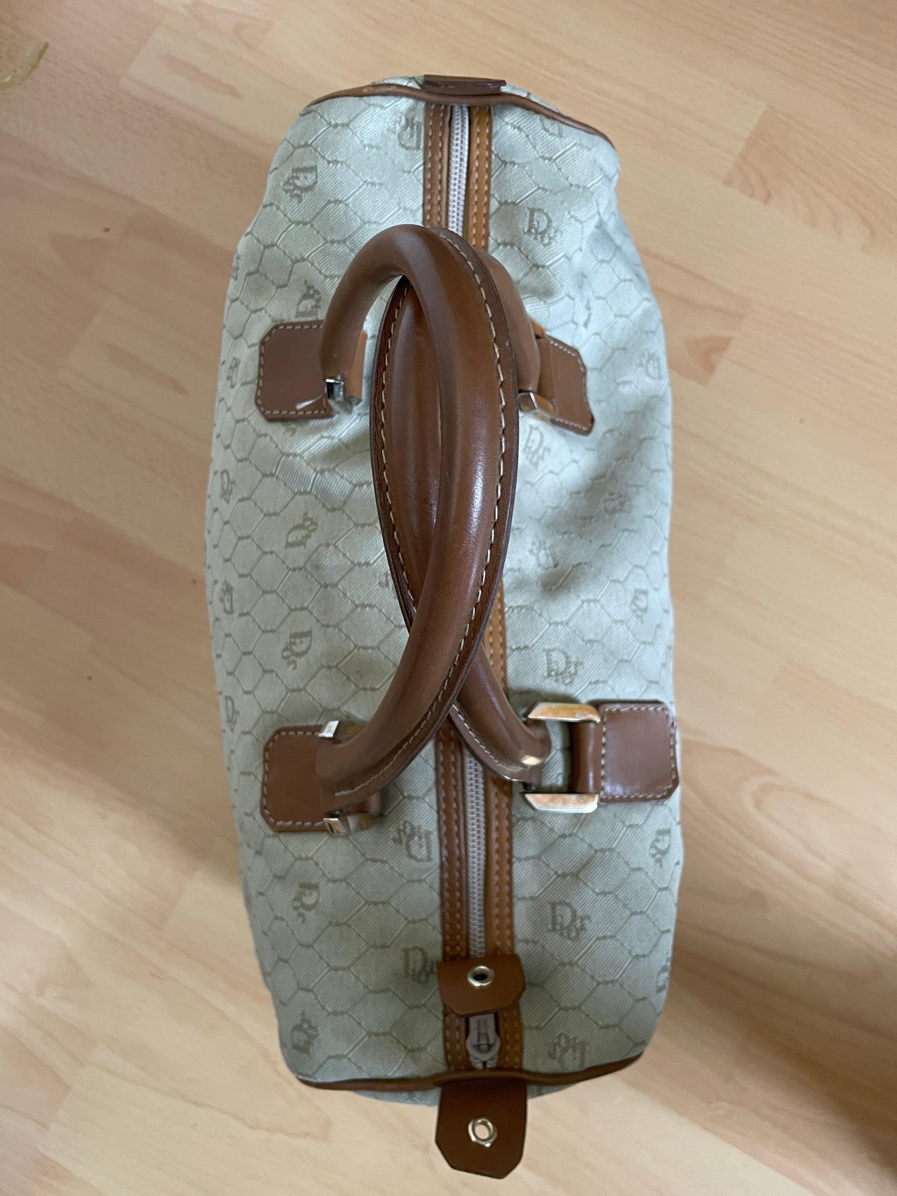 Gris CHRISTIAN DIOR Sac monogramme Bowling en vente