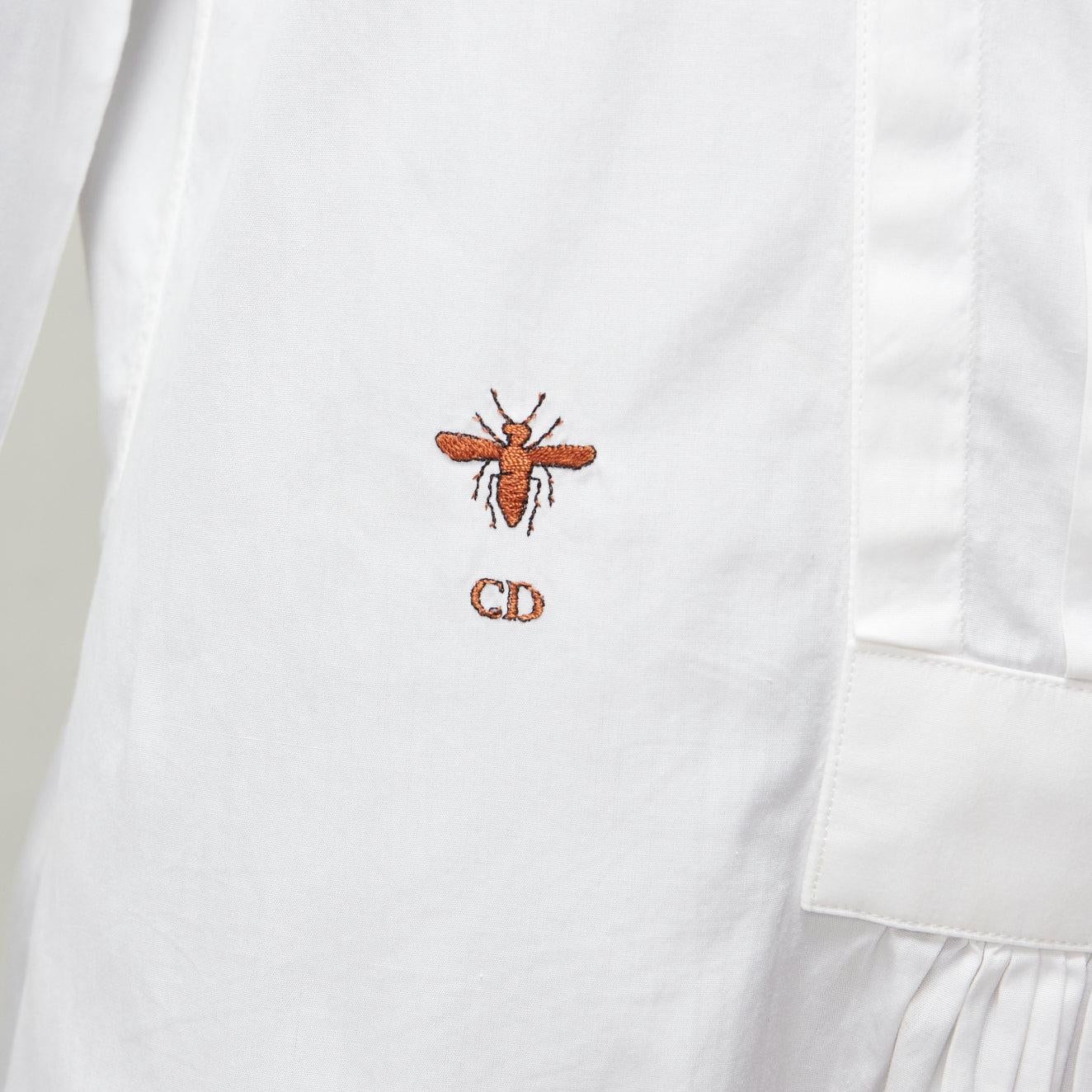 CHRISTIAN DIOR brown CD logo bee white cotton pleat shirt dress FR36 S In Good Condition In Hong Kong, NT