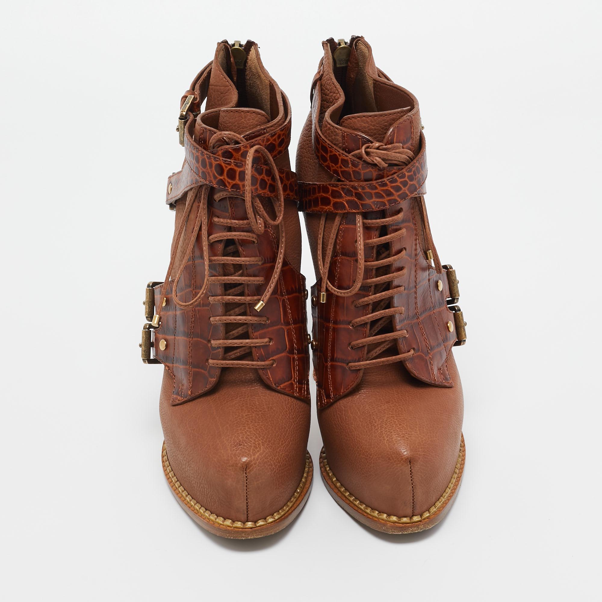 Boots are an essential part of your wardrobe, and these boots, crafted from top-quality materials, are a fine choice. Offering the best of comfort and style, this sturdy-soled pair would be great with a dress for a casual day out!

Includes: