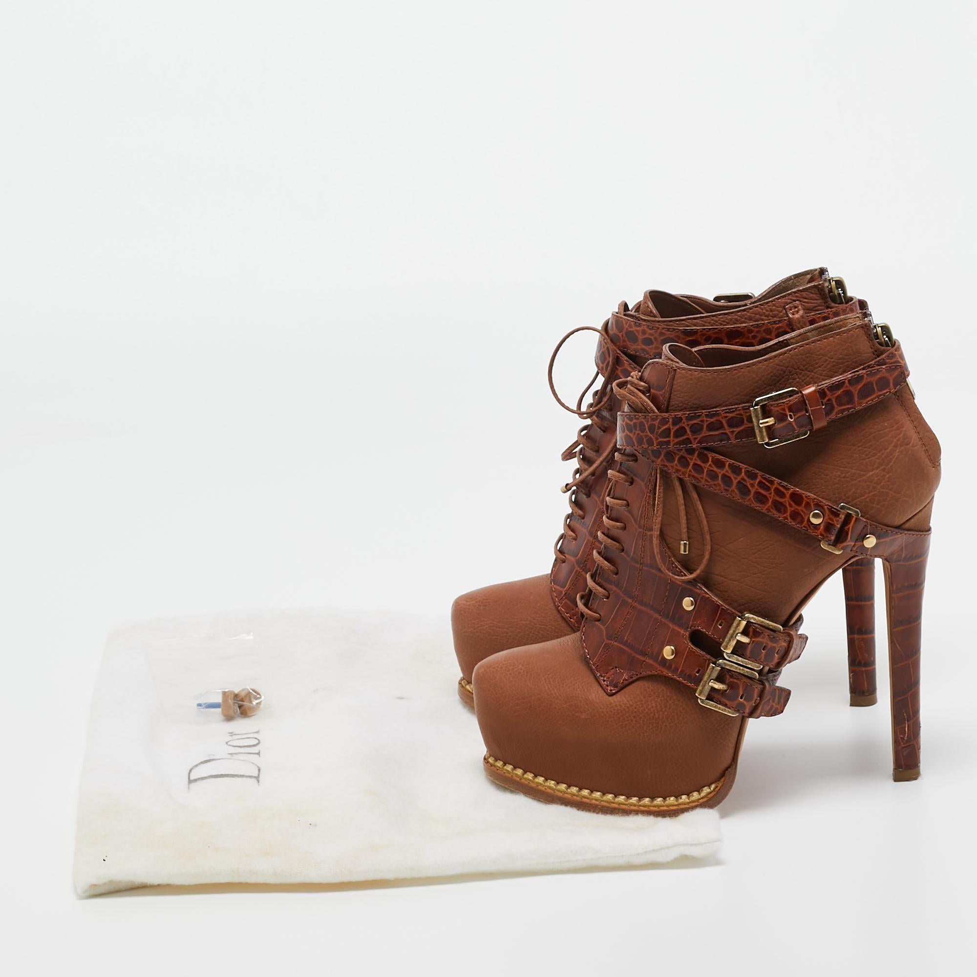 Christian Dior Brown Croc Embossed and Leather Lace Up Boots Size 35 4