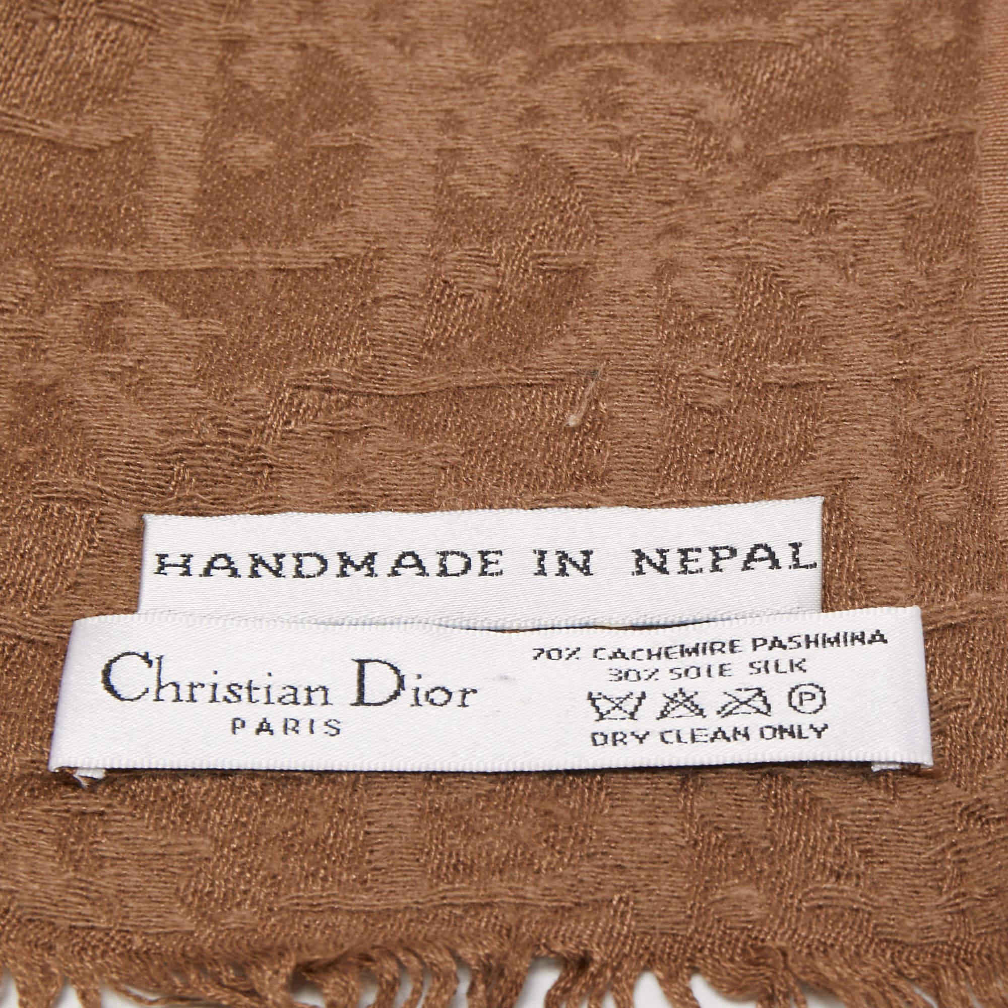 Christian Dior Brown Oblique Pattern Cashmere & Silk Shawl In Fair Condition In Dubai, Al Qouz 2