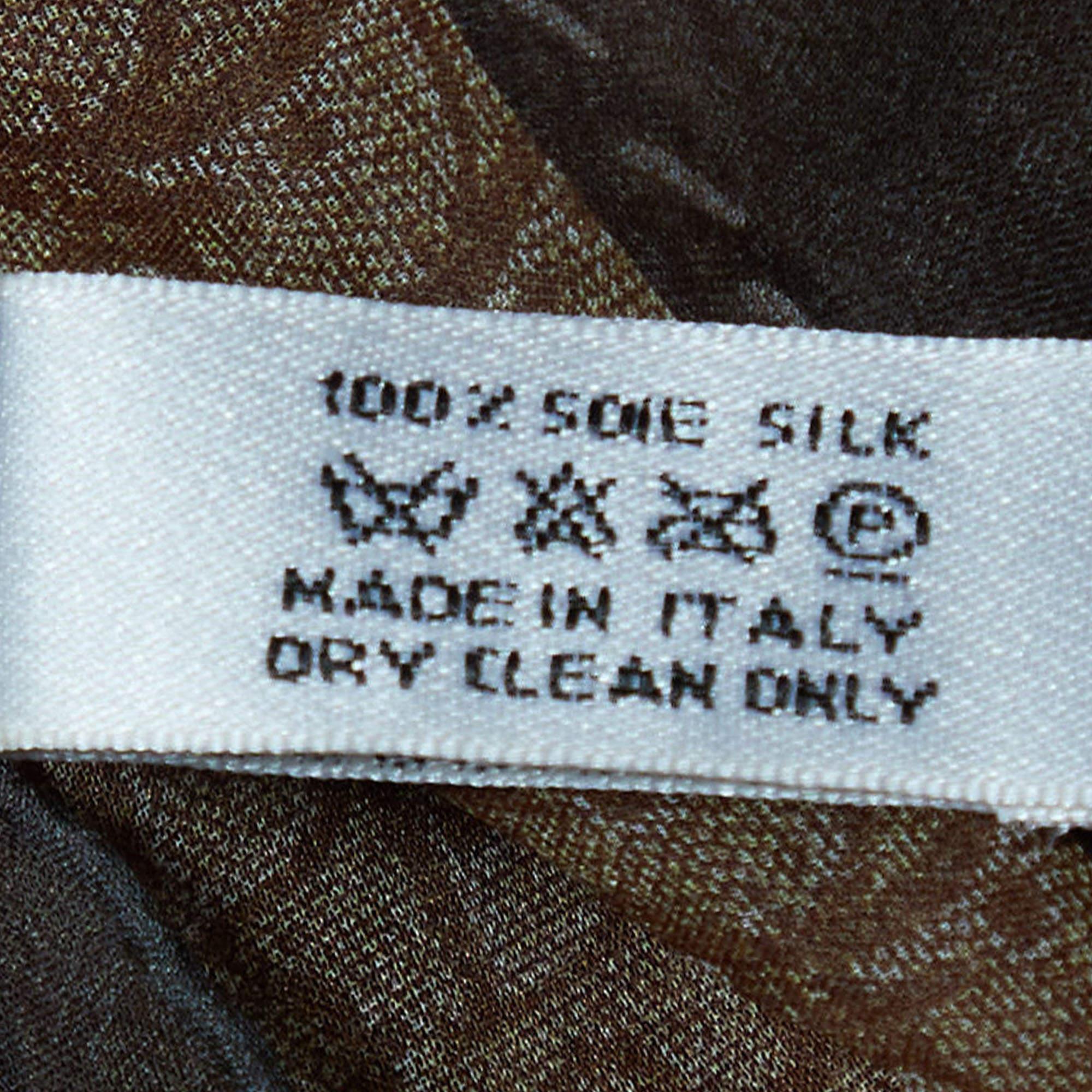 Christian Dior Brown oblique Printed Silk Stole In Good Condition In Dubai, Al Qouz 2