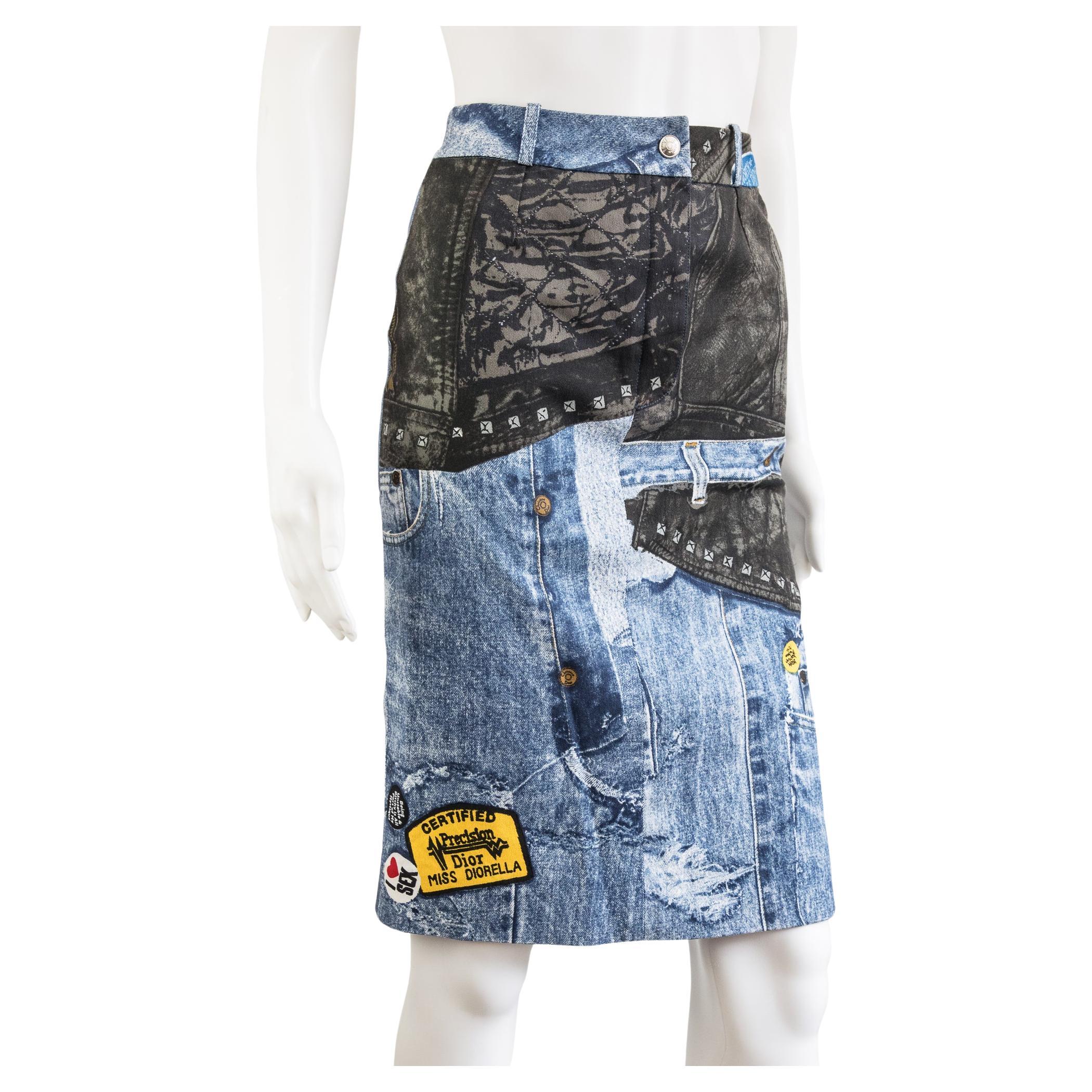 Christian Dior by Galliano 2001 Miss Diorella Trompe L'oeil Pencil Skirt size 36 For Sale
