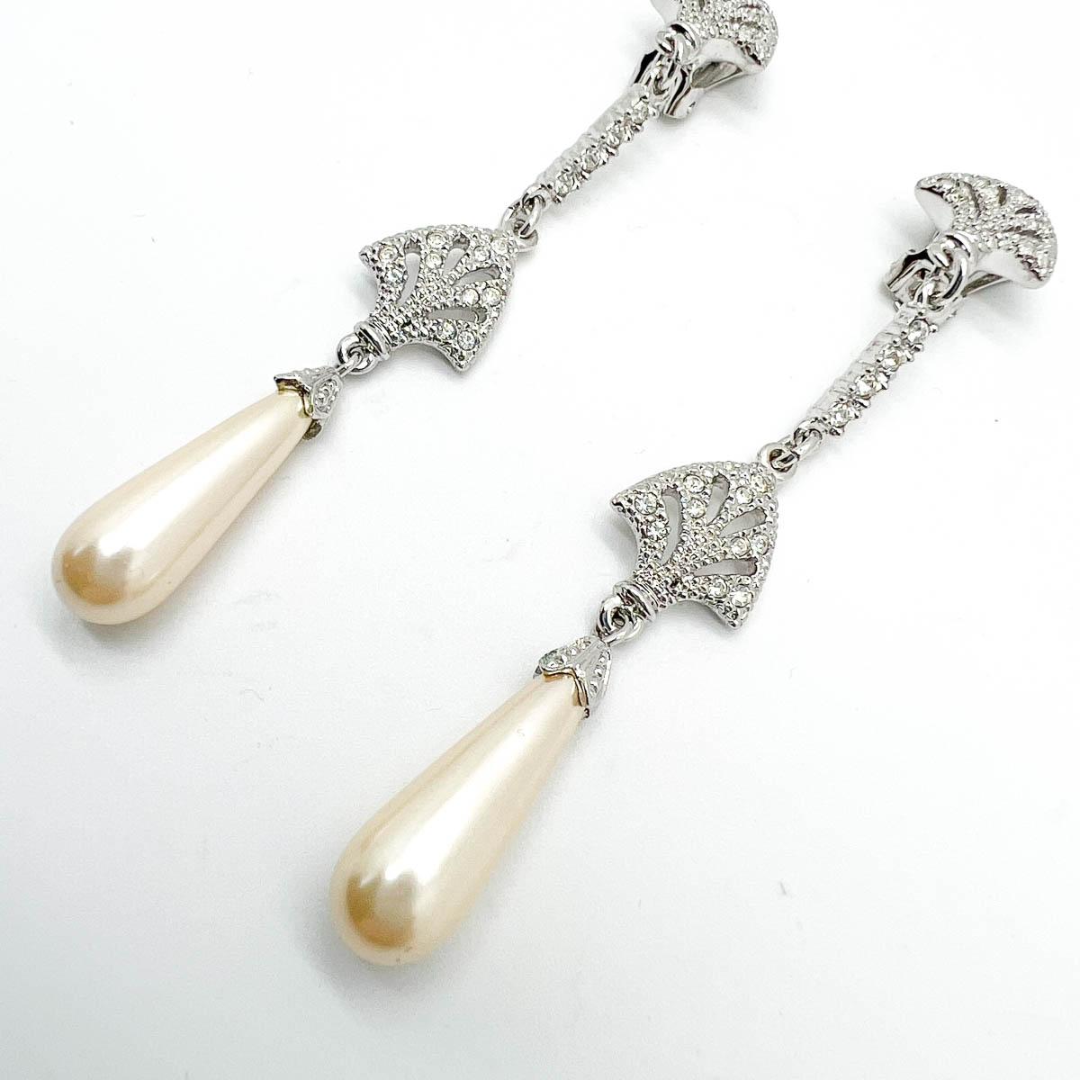 Christian Dior by Galliano Art Deco Style Crystal & Pearl Earrings 2000s In Good Condition For Sale In Wilmslow, GB