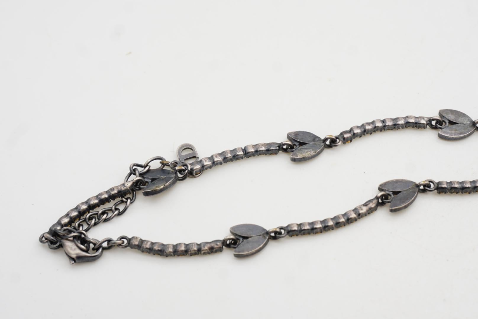 CHRISTIAN DIOR for John Galliano for Christian Dior 1997 Fall Sparkling Crystals Leaf Bib Necklace (Collier à plastron en forme de feuille avec cristaux étincelants) en vente 10