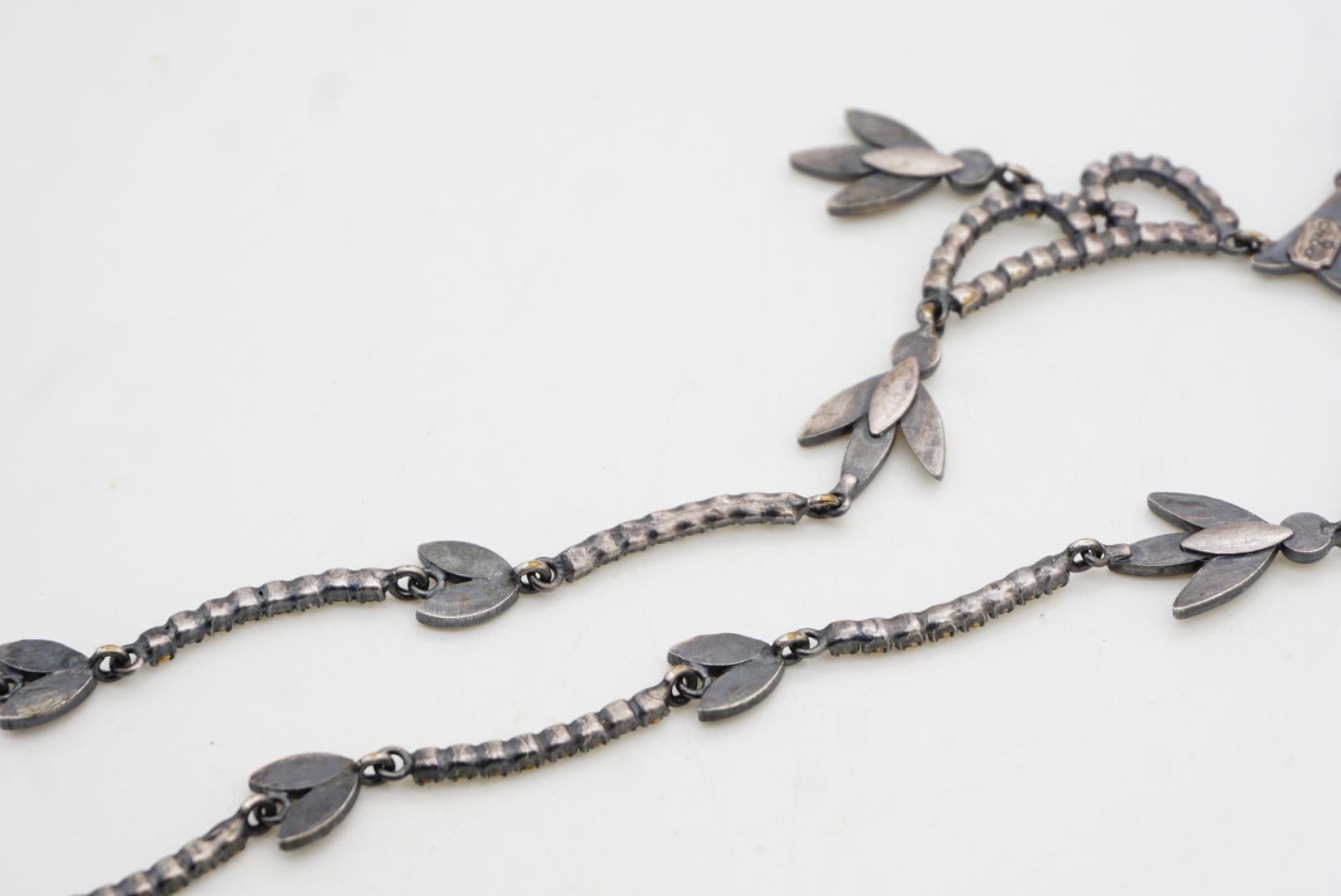 CHRISTIAN DIOR for John Galliano for Christian Dior 1997 Fall Sparkling Crystals Leaf Bib Necklace (Collier à plastron en forme de feuille avec cristaux étincelants) en vente 11