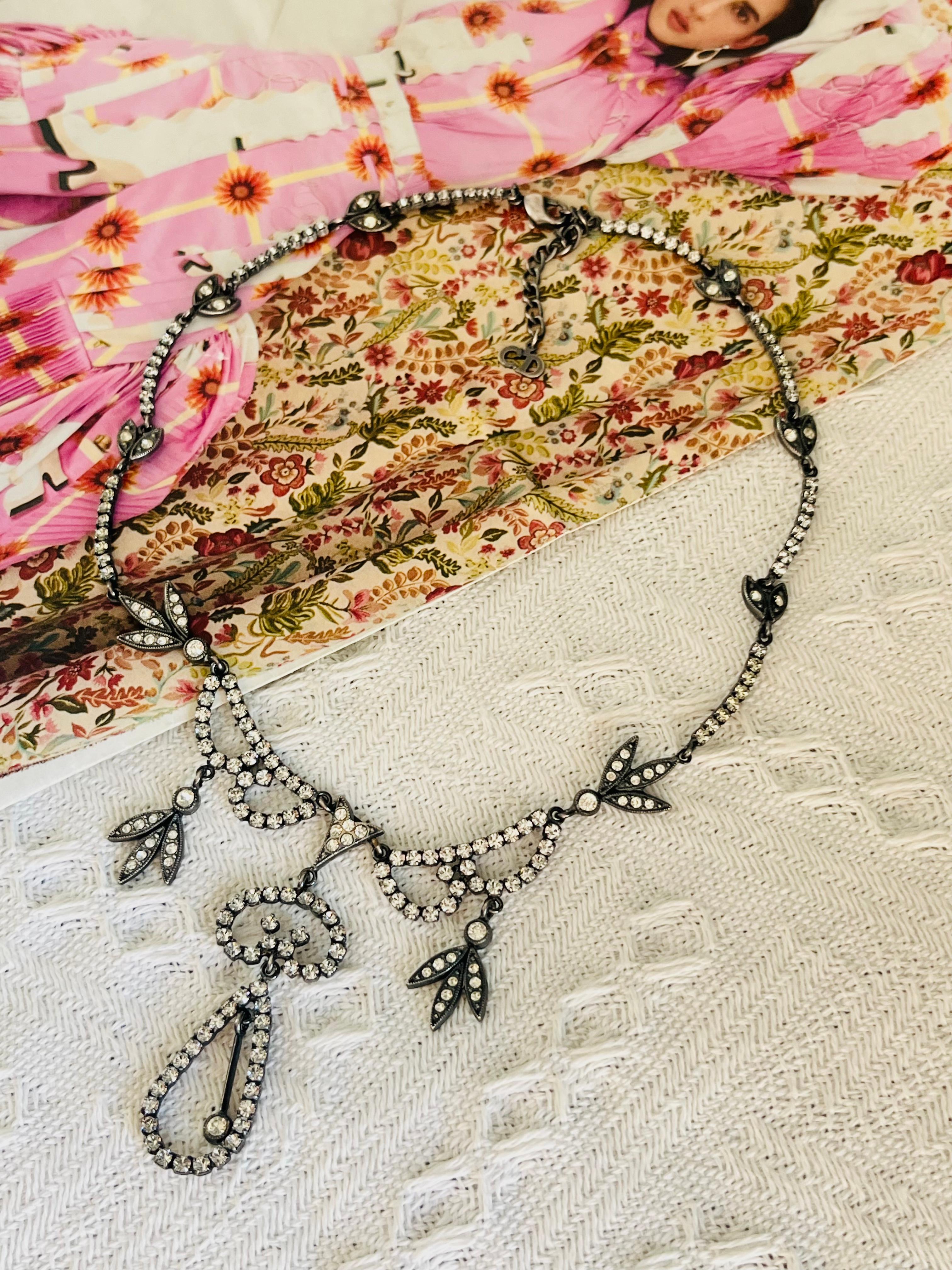 CHRISTIAN DIOR for John Galliano for Christian Dior 1997 Fall Sparkling Crystals Leaf Bib Necklace (Collier à plastron en forme de feuille avec cristaux étincelants) en vente 2