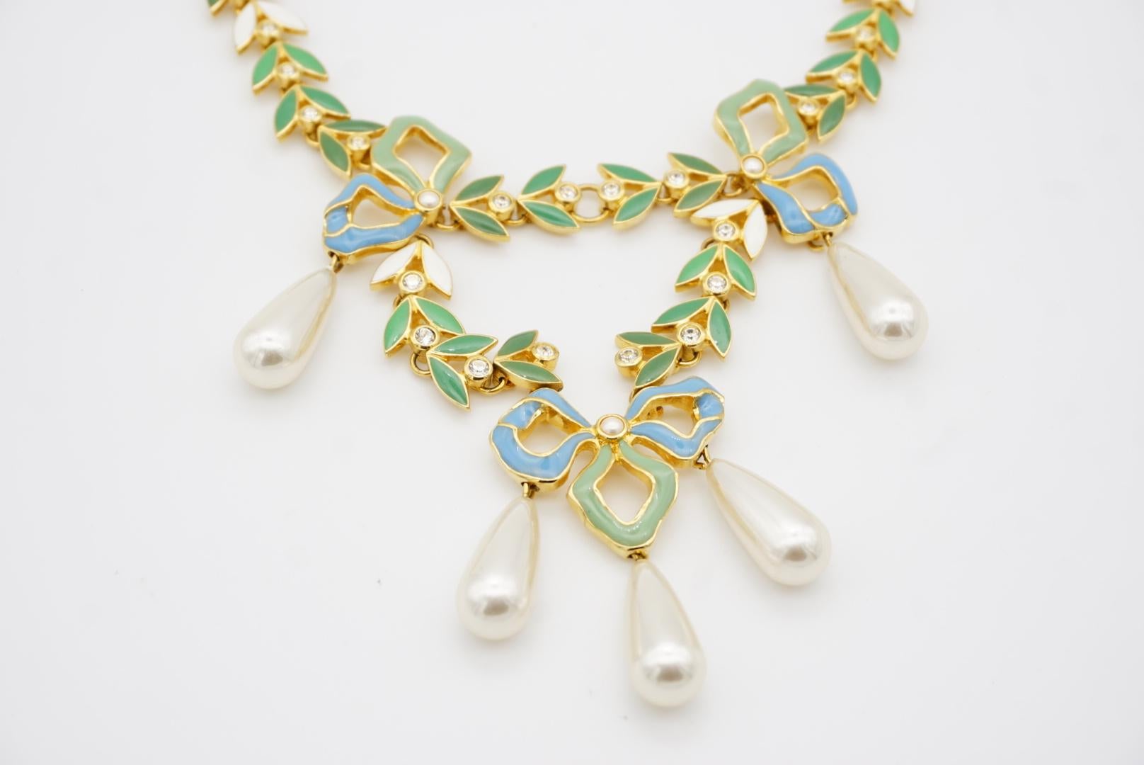 CHRISTIAN DIOR by John Galliano for Christian Dior 2001 Collana con nodo a nastro verde e ghirlande di perle in vendita 5