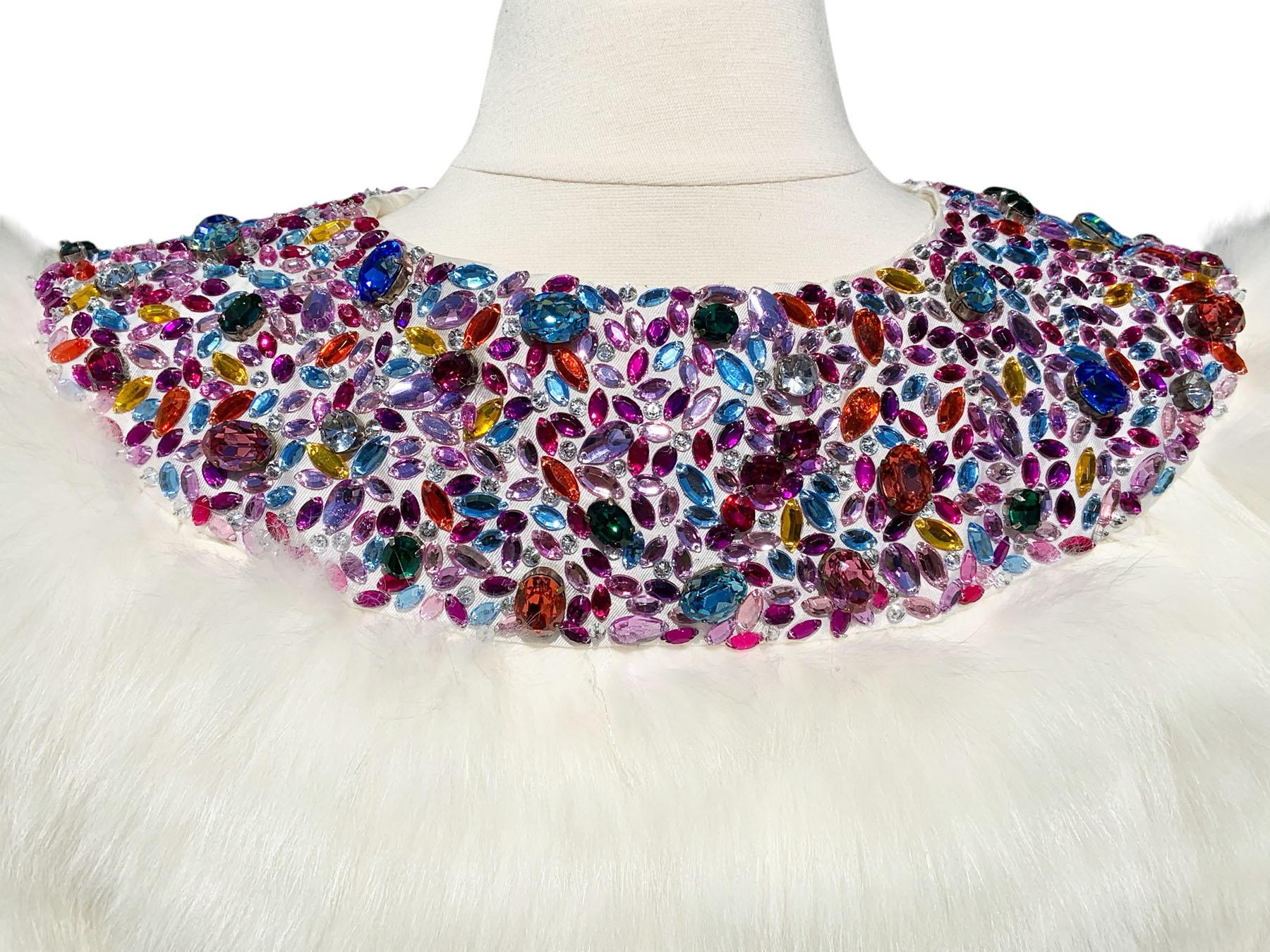 Christian Dior by John Galliano 2001 Cappotto in pelliccia di volpe bianca con colletto Jewell US 8 In condizioni buone in vendita a Montgomery, TX
