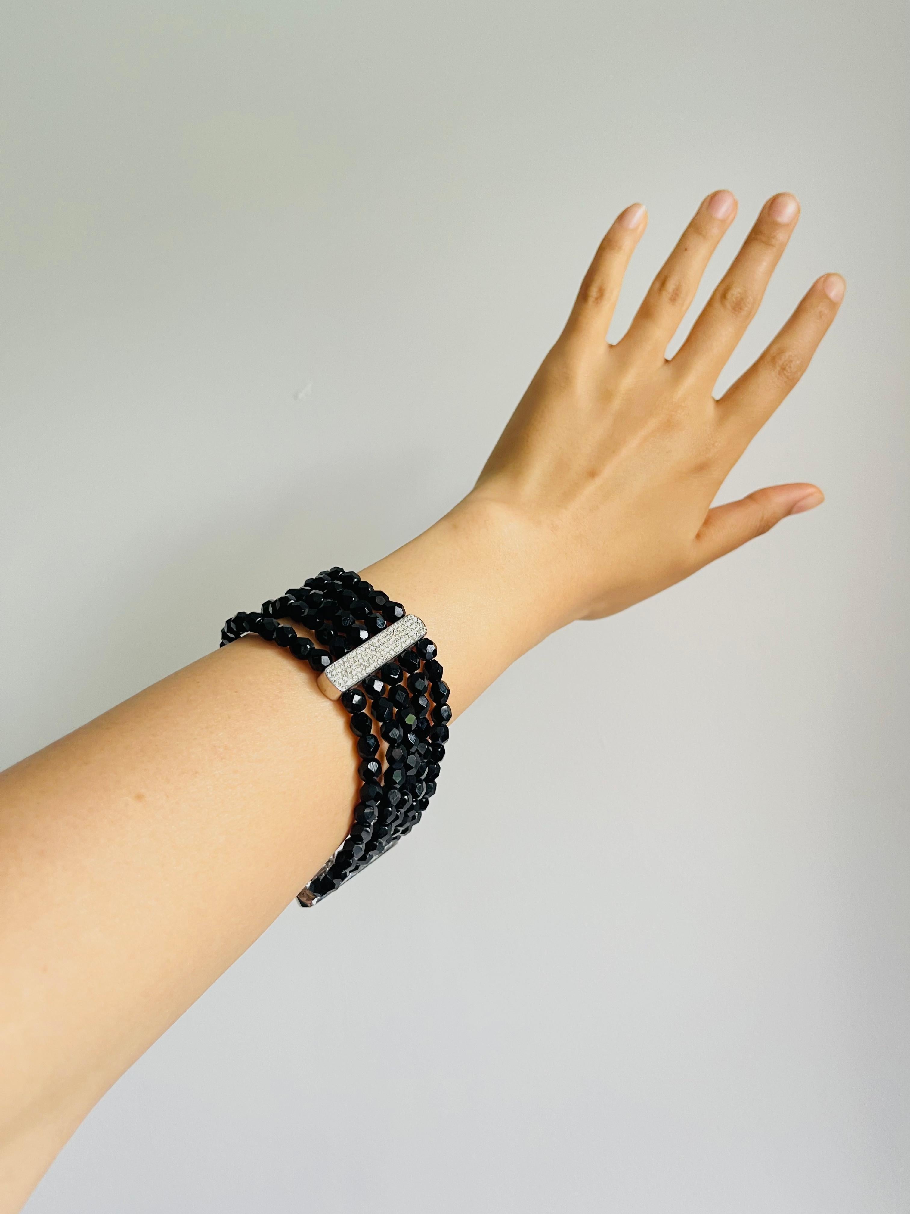 Christian Dior by John Galliano 2002 Lagen Schwarz Perlen Kristalle Silber Armband im Angebot 1