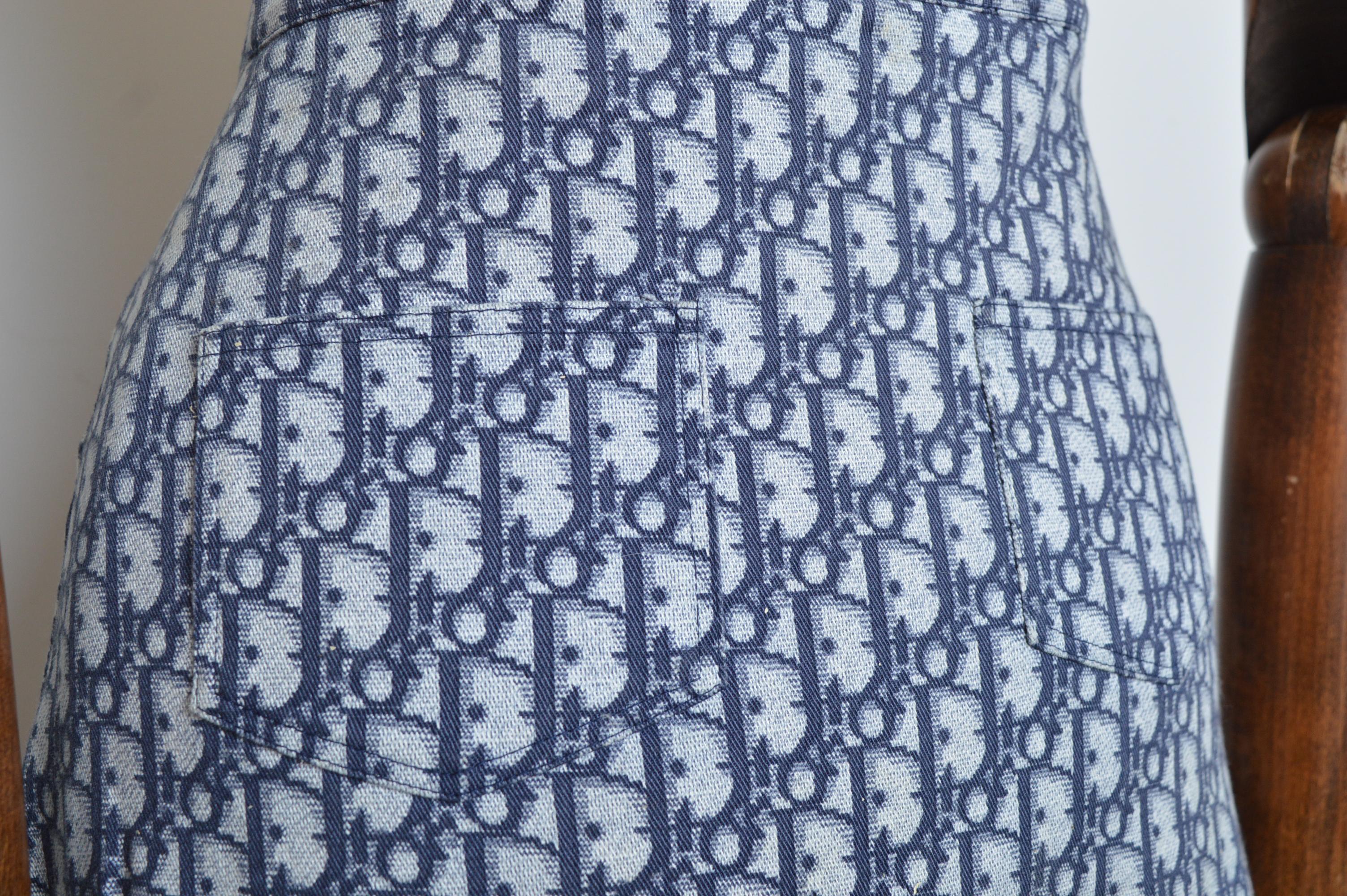 Christian Dior by John GALLIANO 2005 Blue Trotter print Wrap around Mini Skirt For Sale 6