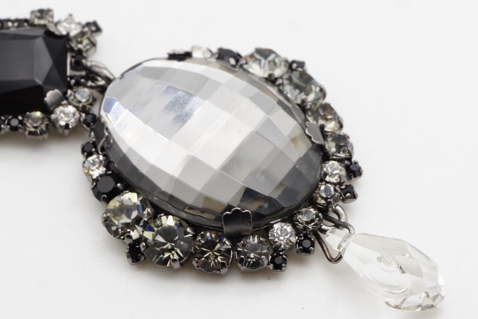 CHRISTIAN DIOR by John Galliano 2007 Large Grey Oval Black Crystal Drop Pendant For Sale 7
